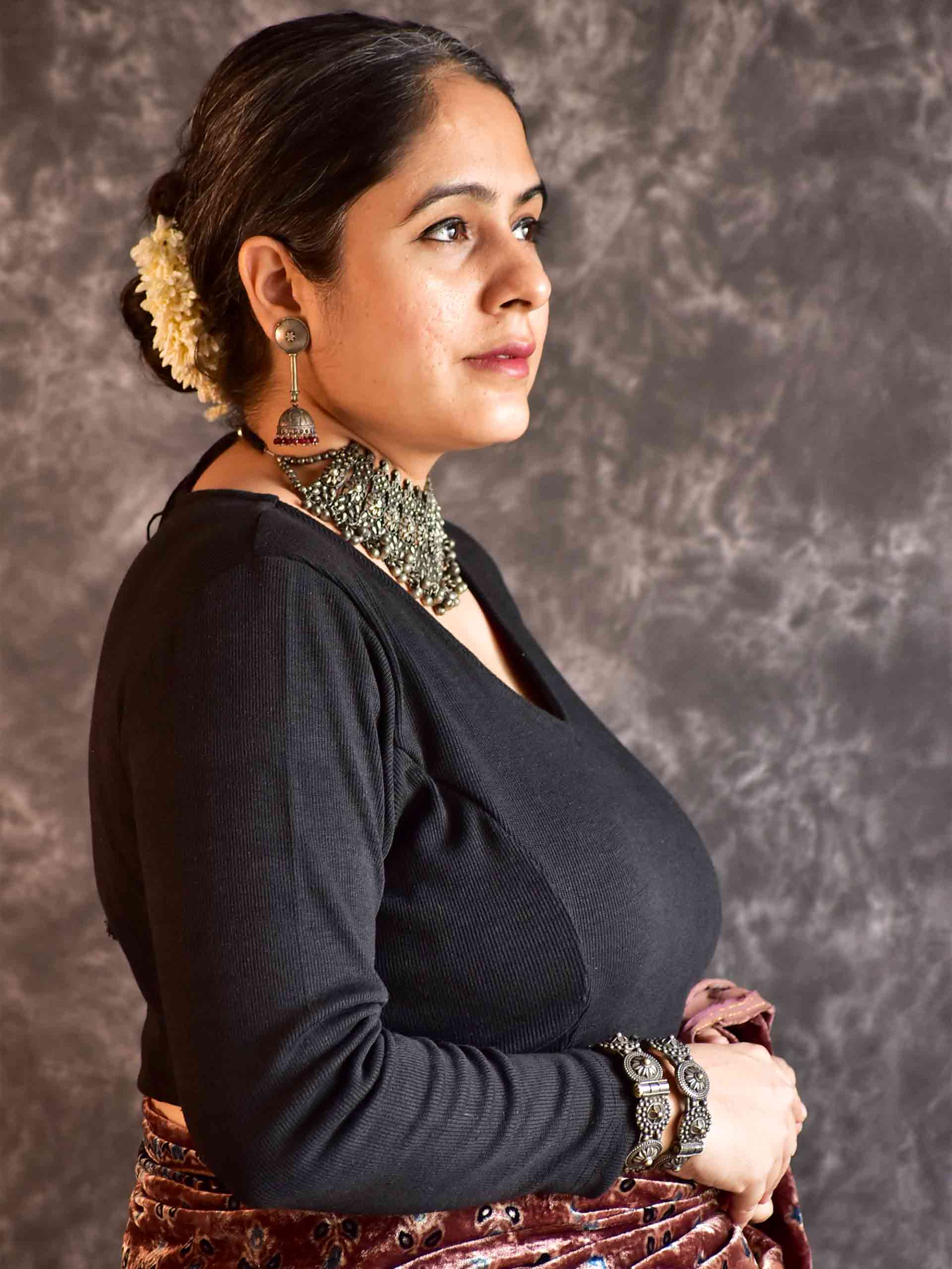 Black star blouse
