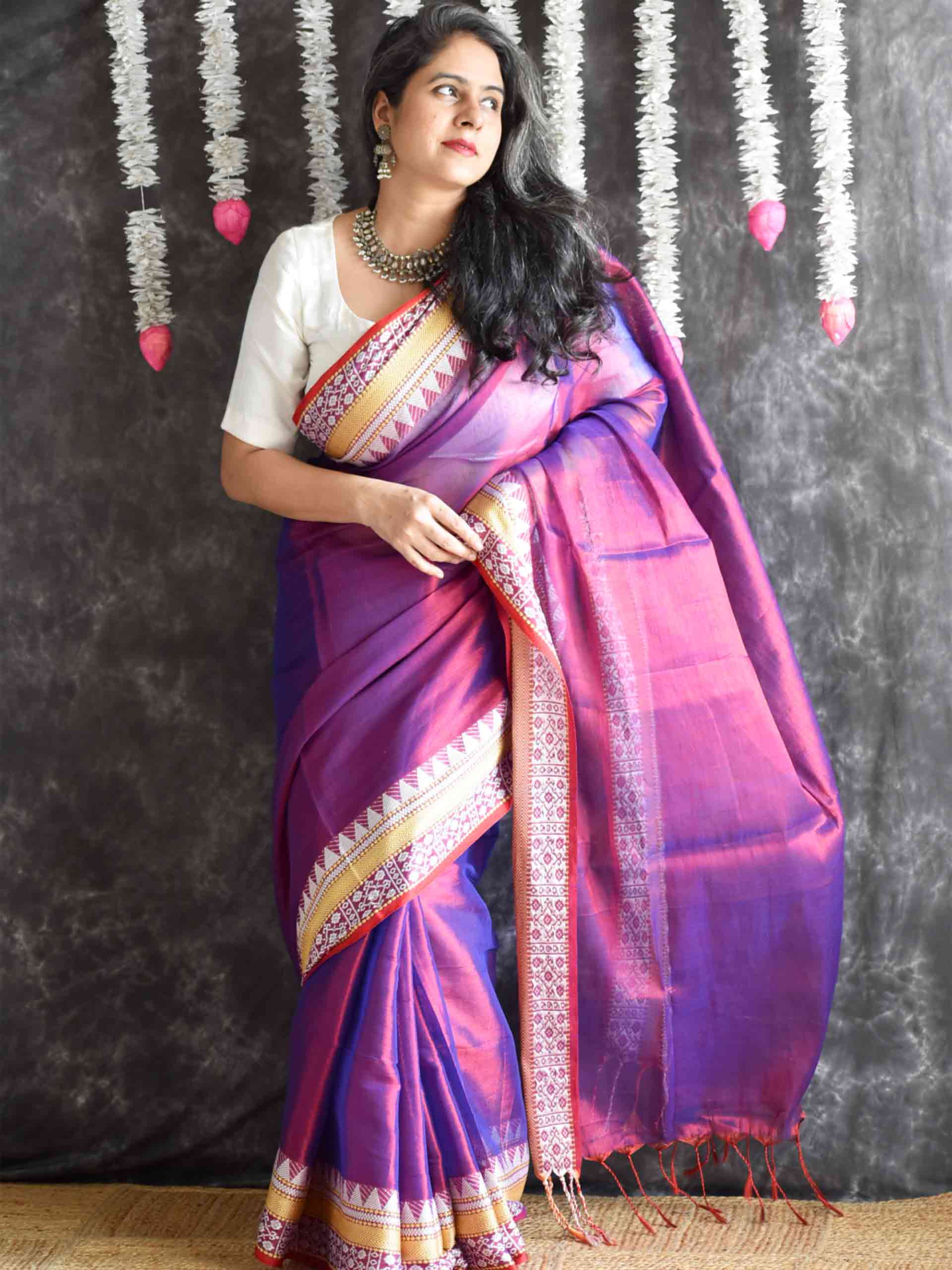 Shimmra - Jacqard Tissue Saree