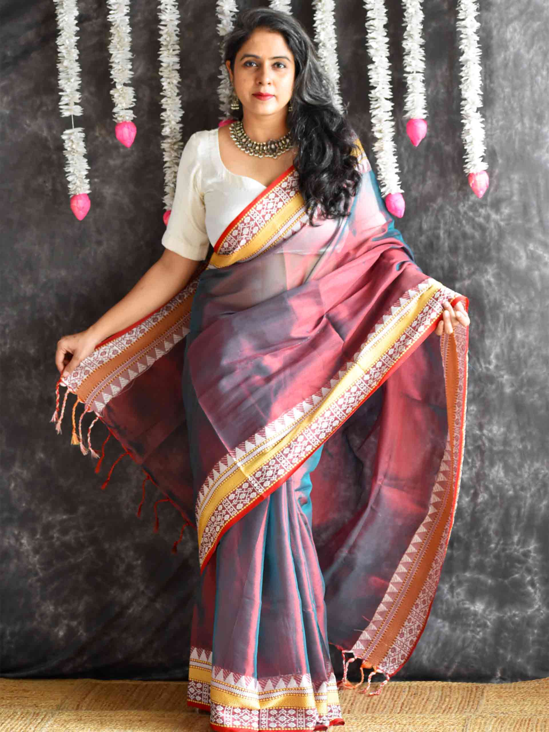 Moon melt - Jacquard Tissue Saree