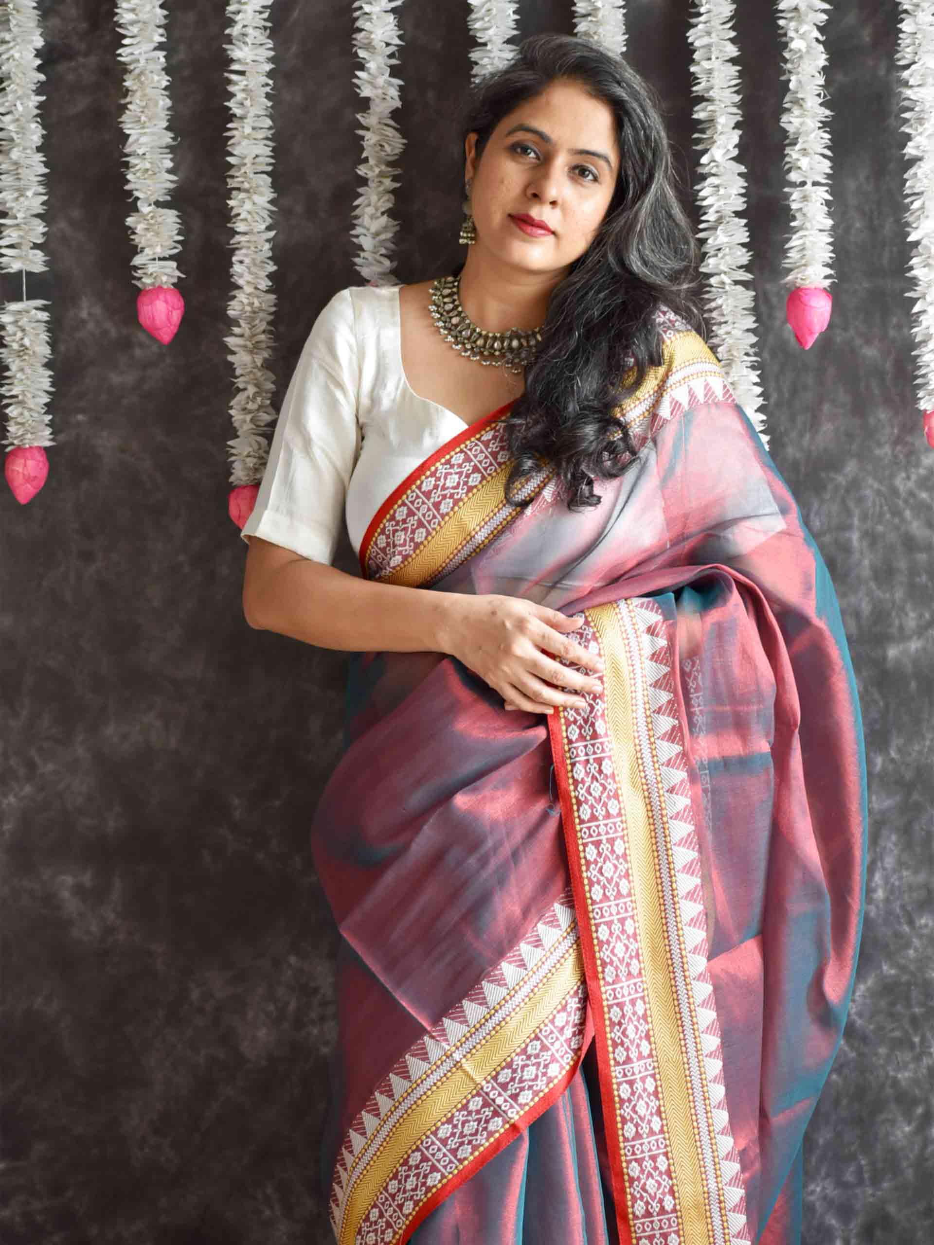 Moon melt - Jacquard Tissue Saree