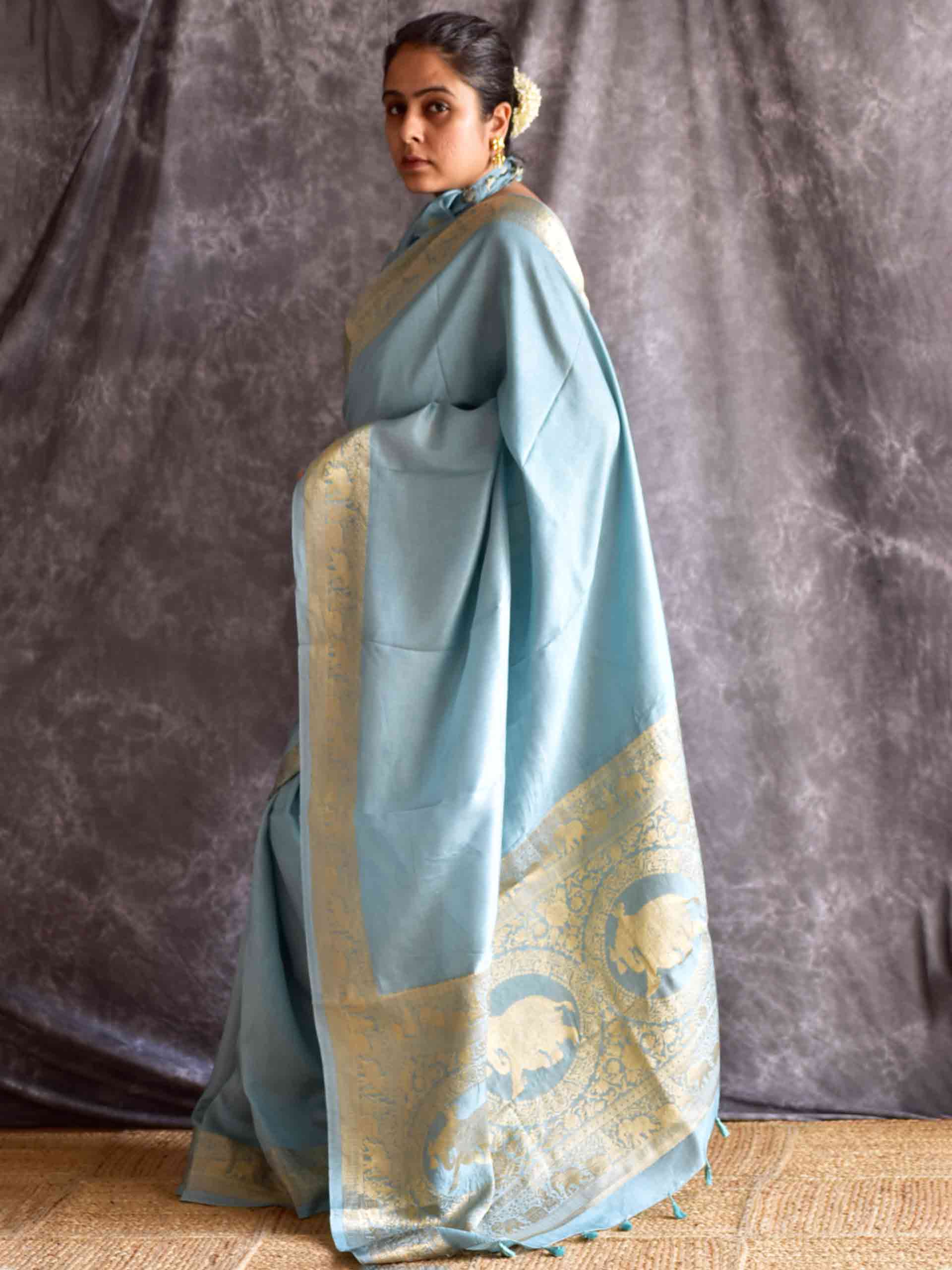 Megh Varnika- Dola silk zari pallu saree
