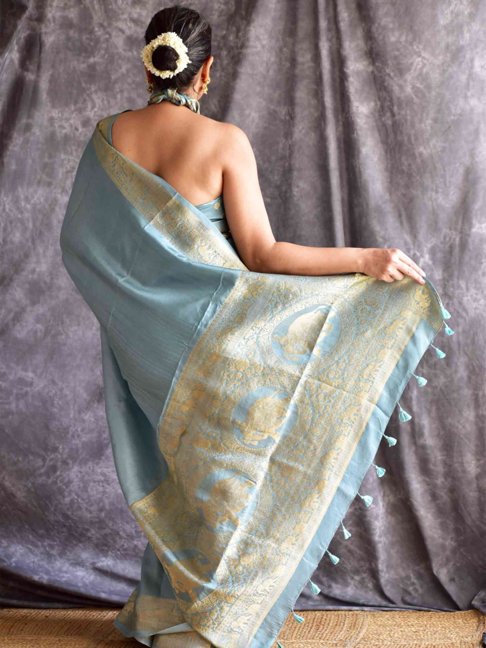 Megh Varnika- Dola silk zari pallu saree