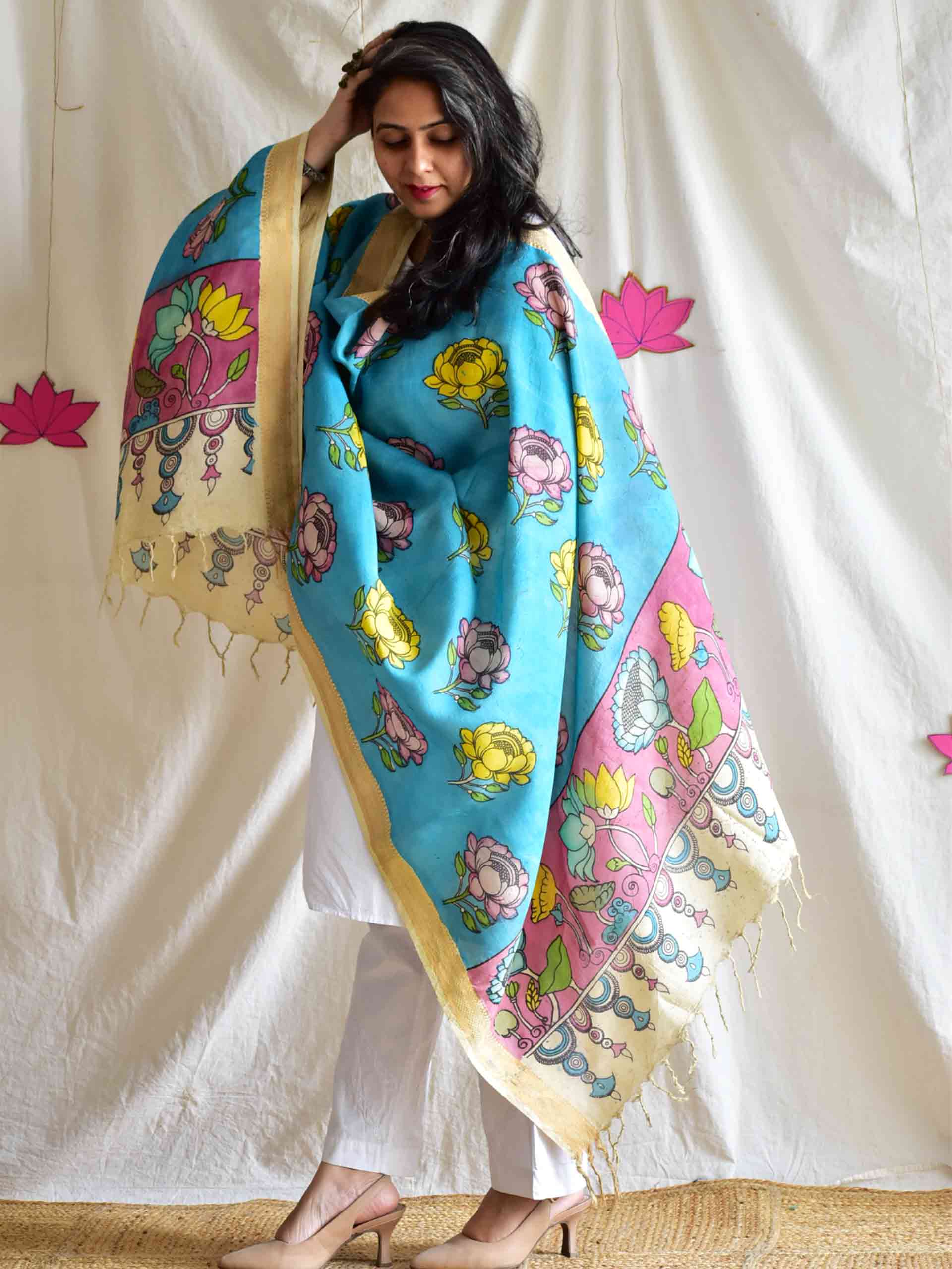 Kamli - Bangalore silk handpainted kalamkari printed Dupatta