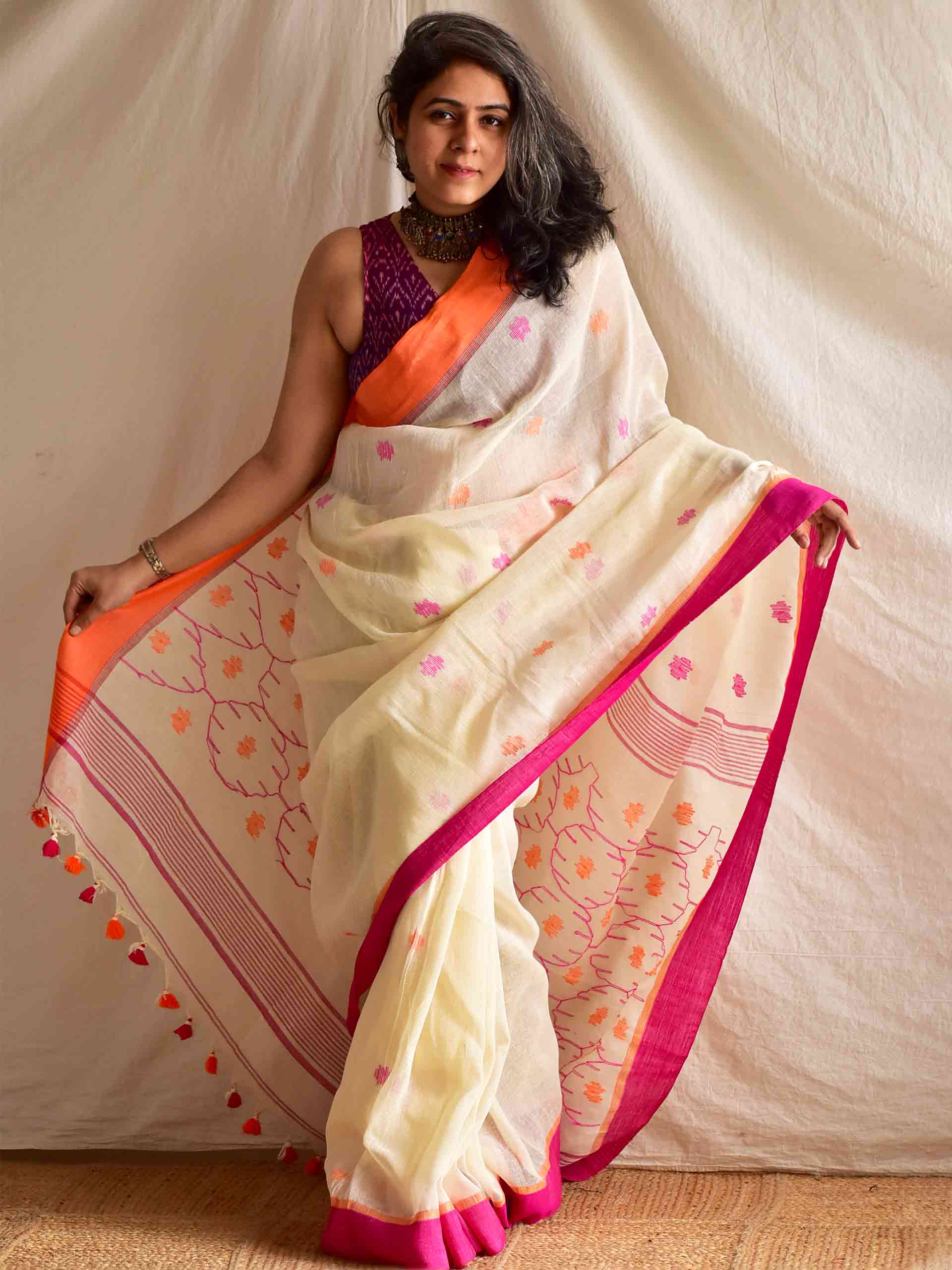 Himadri - linen Jamdani Saree