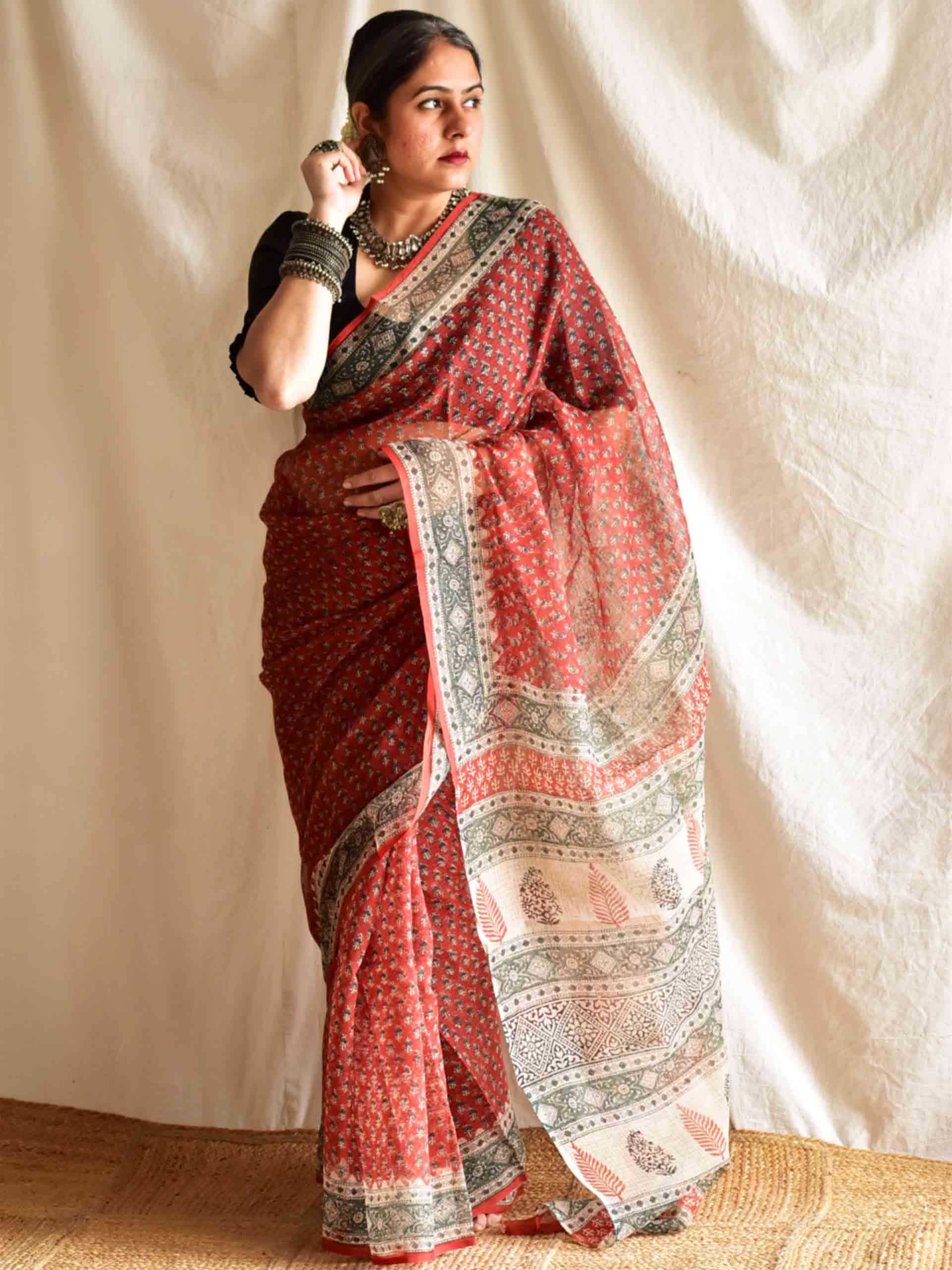 Lali - Dabu Kota Doria Saree