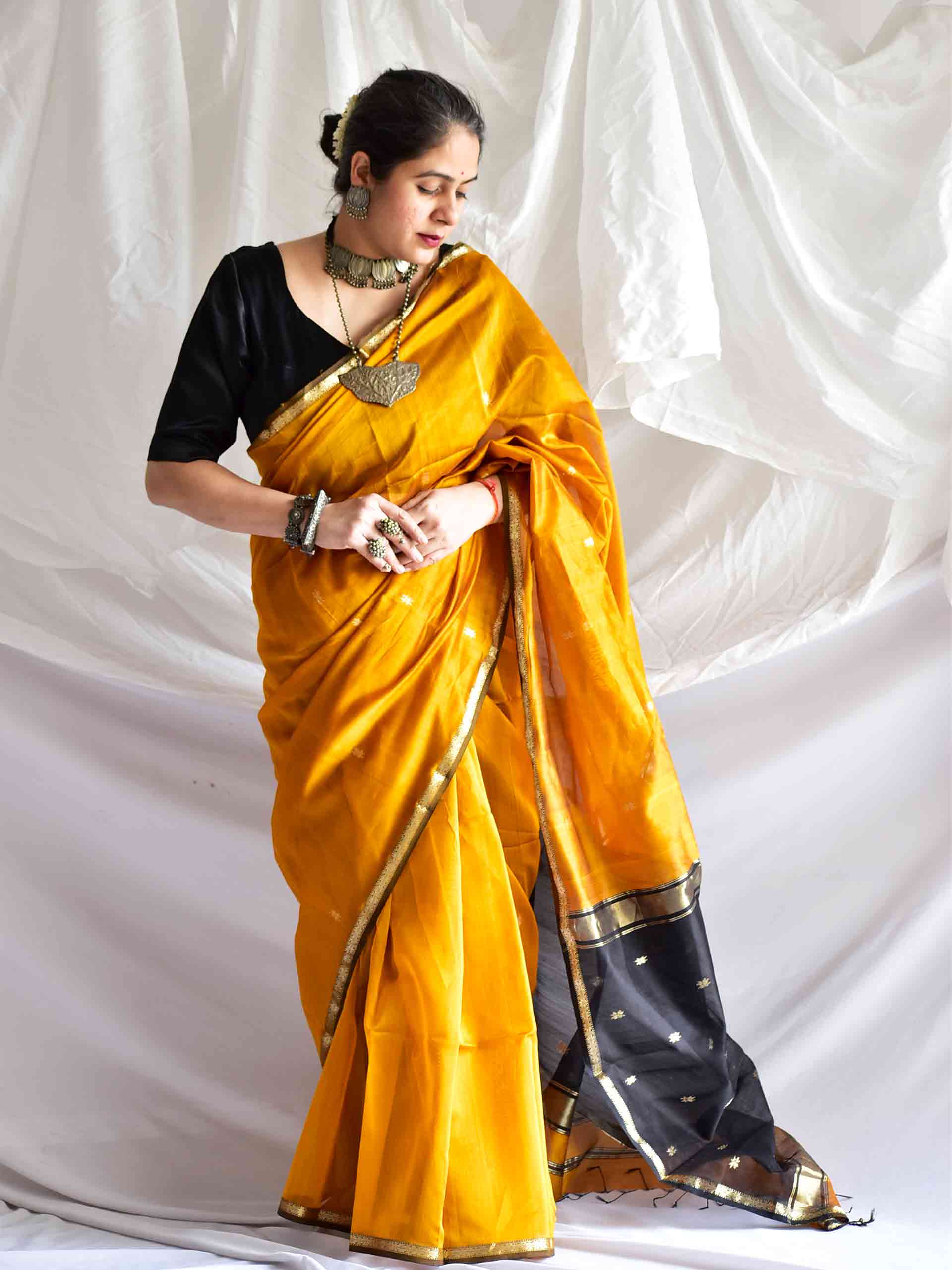 Surya -  Maheshwari Handloom Silk Saree