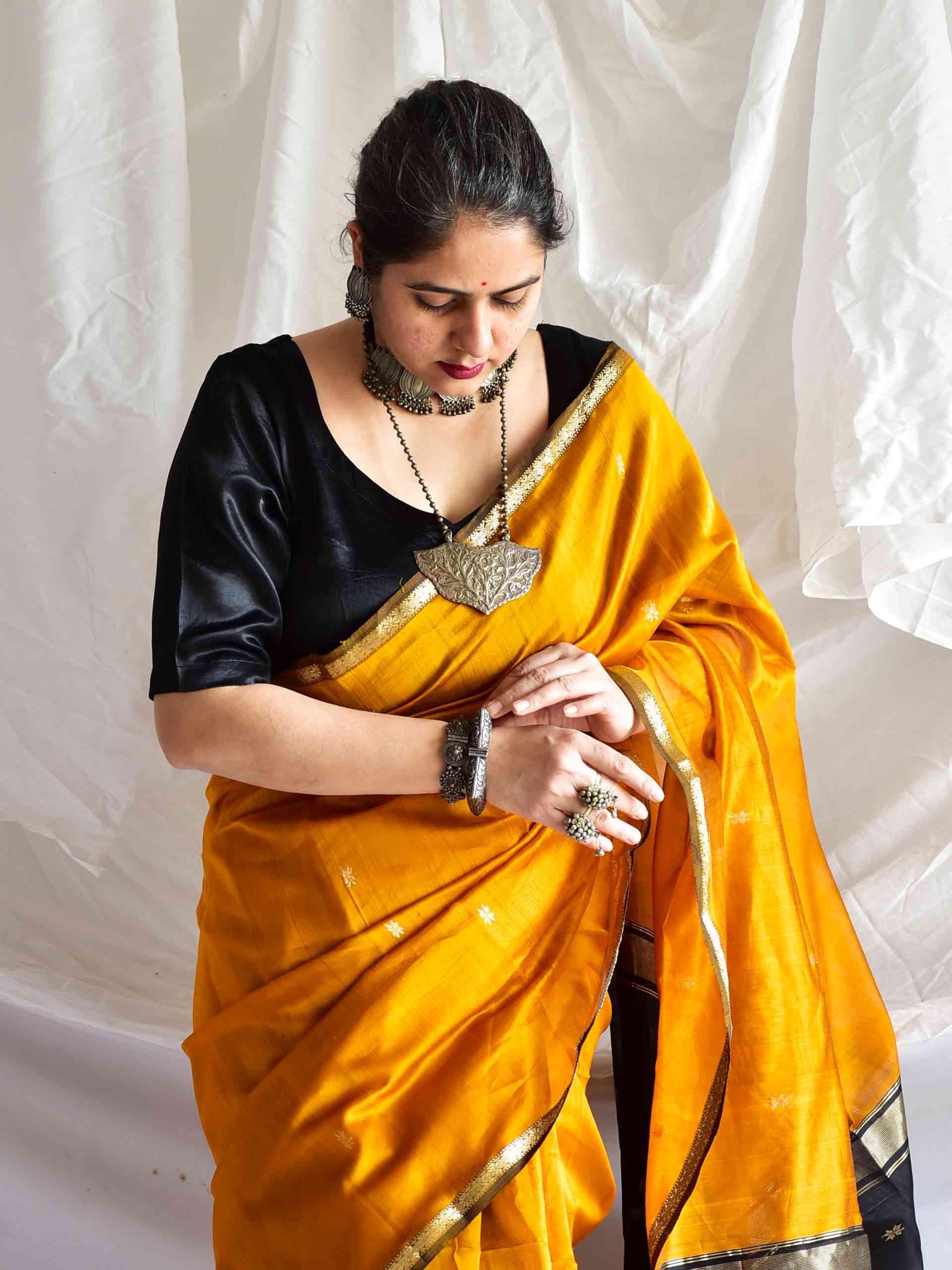 Surya -  Maheshwari Handloom Silk Saree