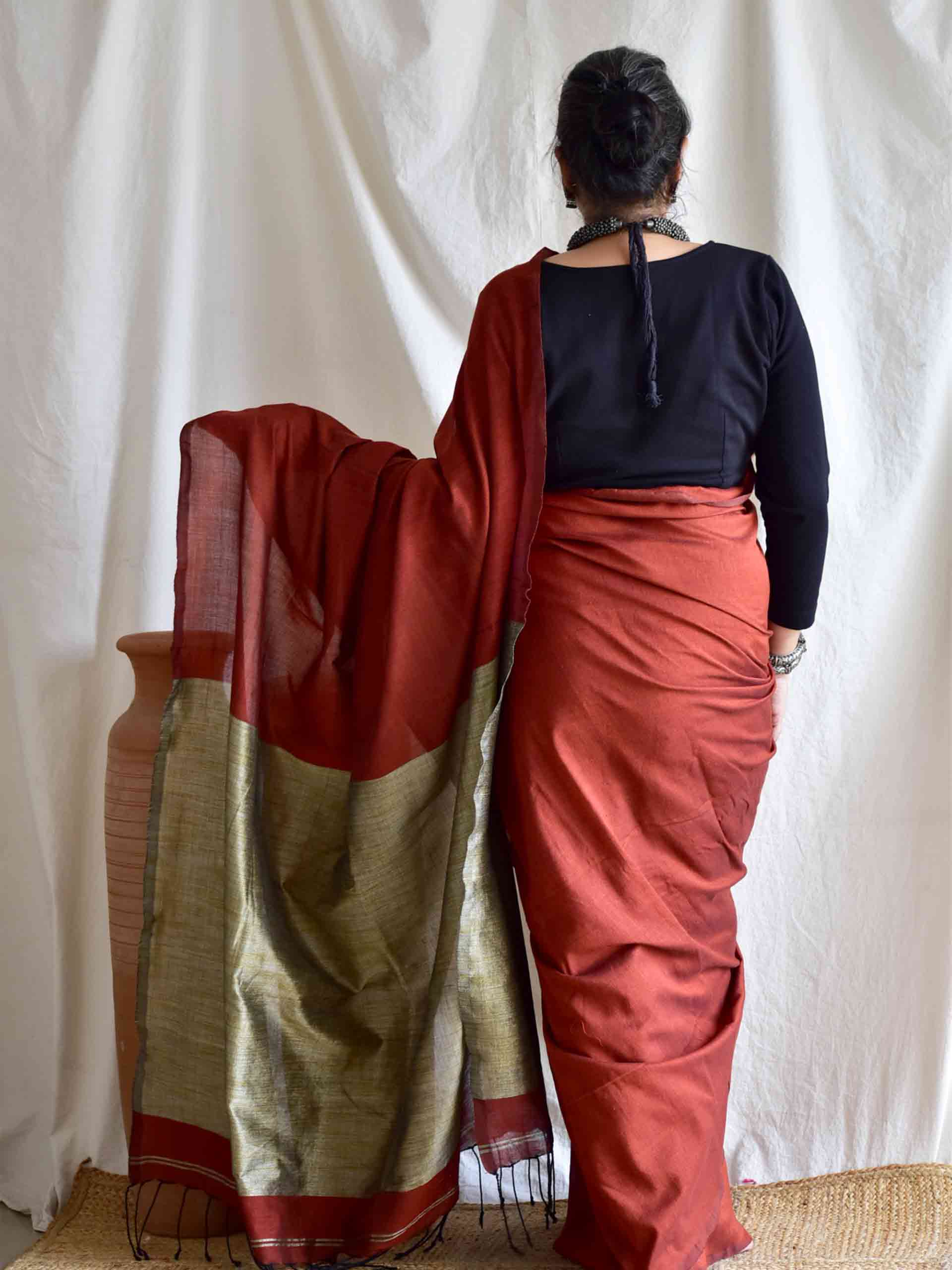Earthen soul - Dual shaded cotton saree