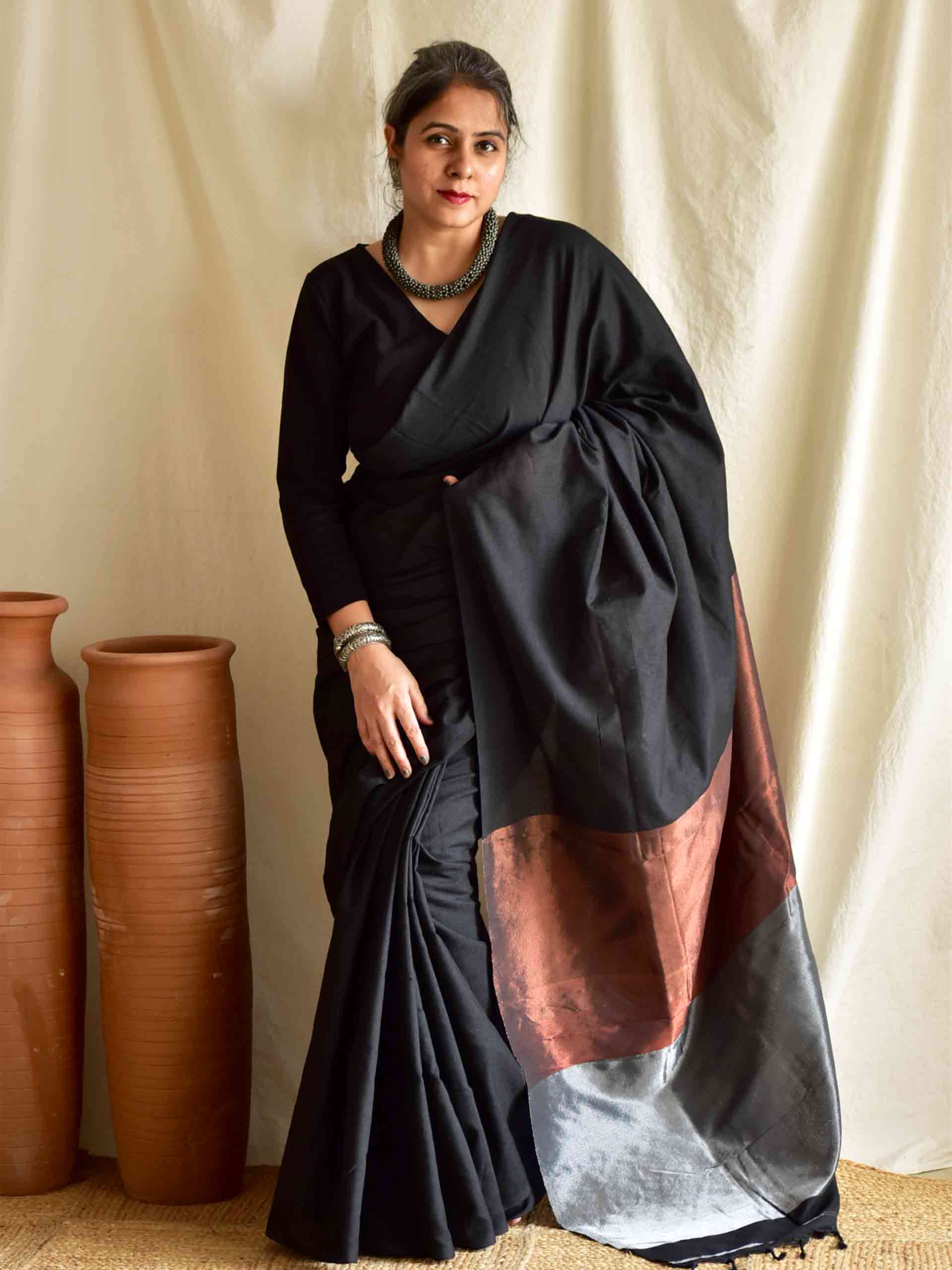 Nirvaah - Dual shaded cotton saree