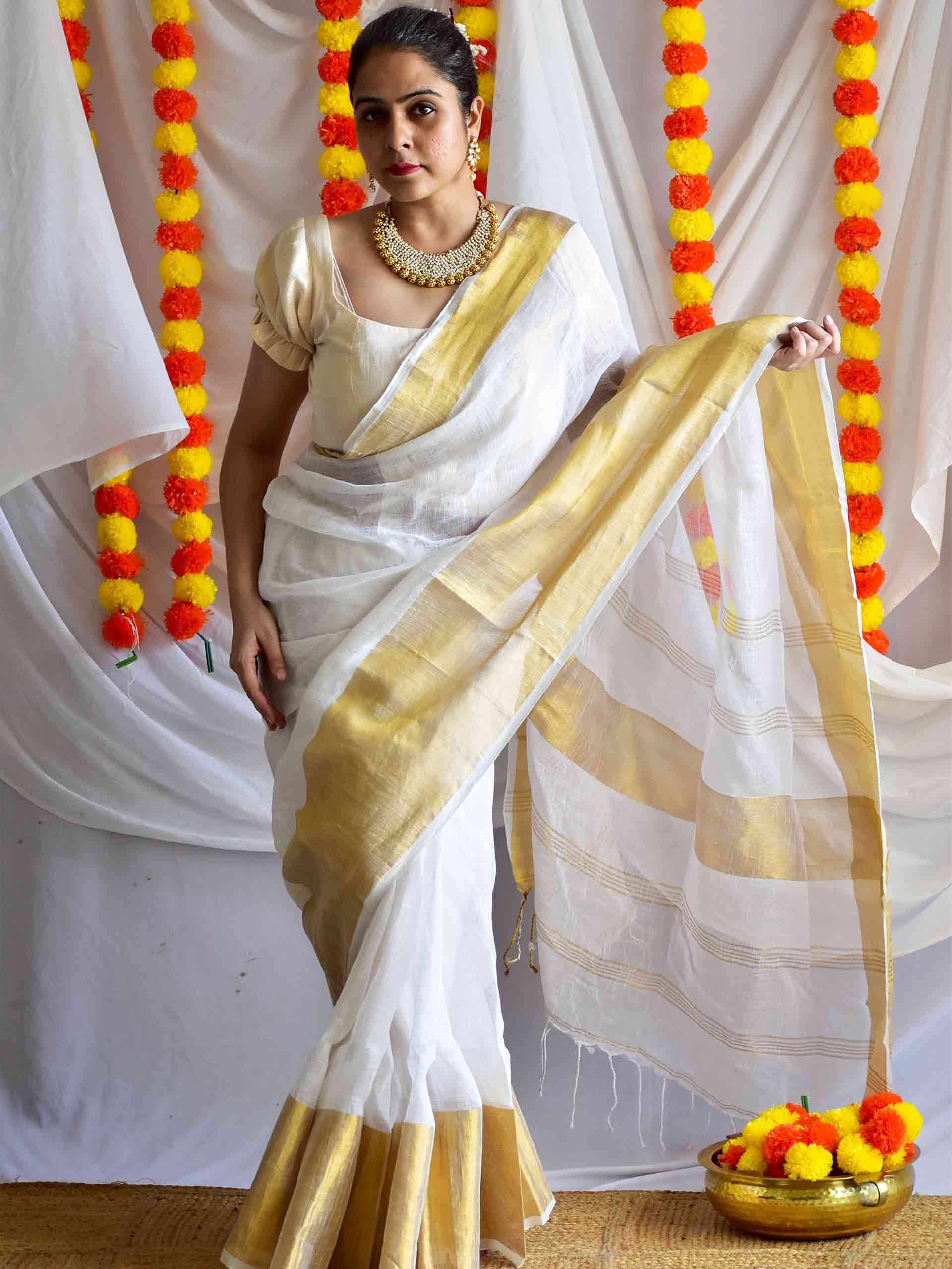 Paakhi - Linen Tissue Saree