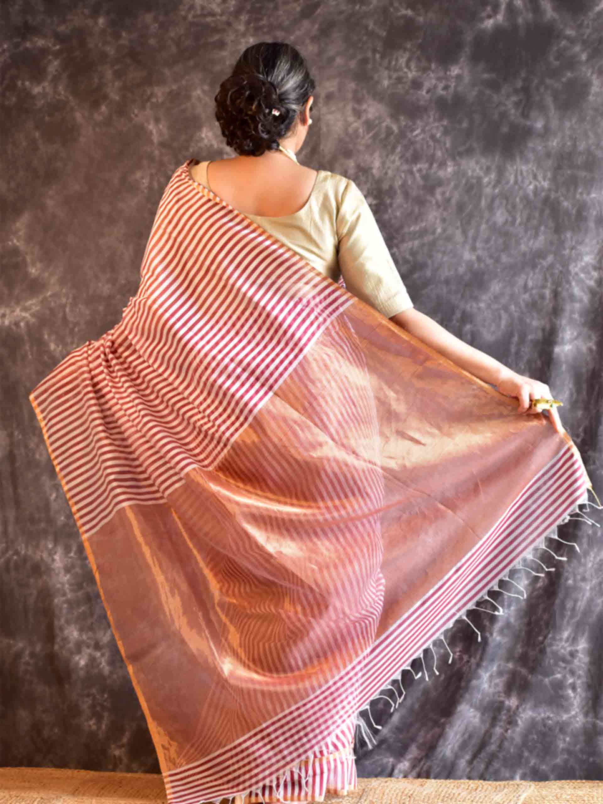 Rekhaye - Maheshwari Handloom Silk Saree