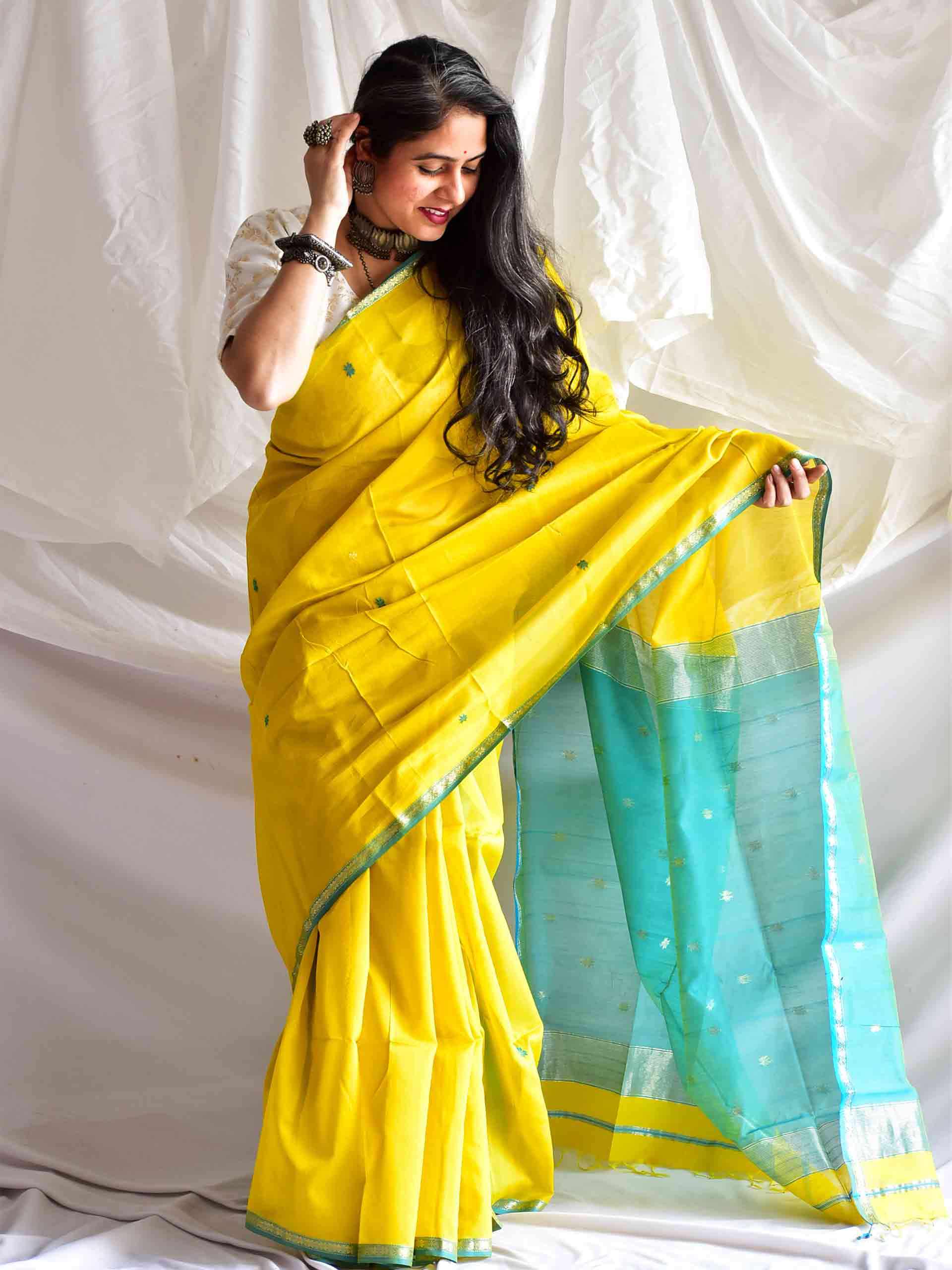 Sunny-  Maheshwari Handloom Silk Saree