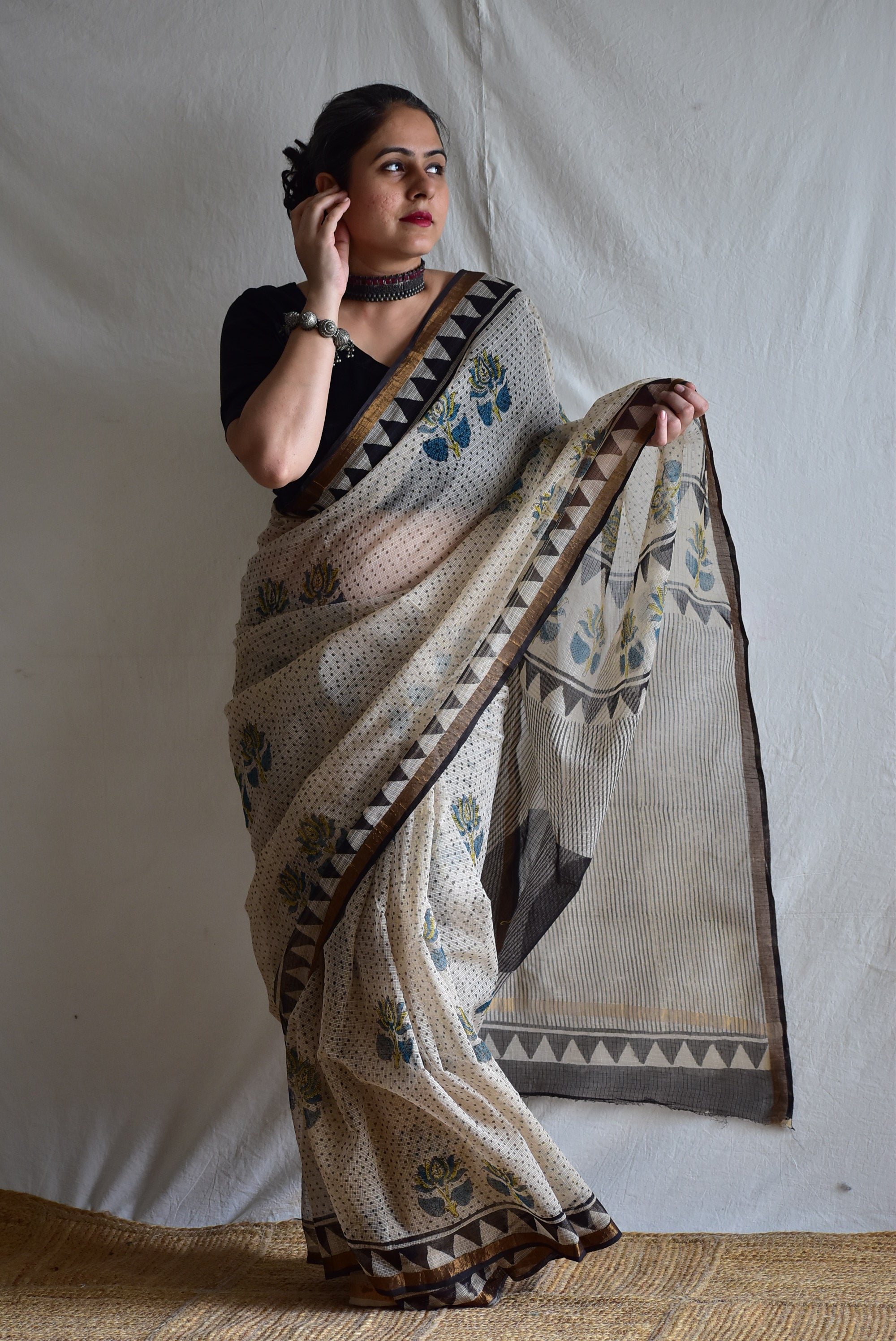 Khumari - Kota doria saree