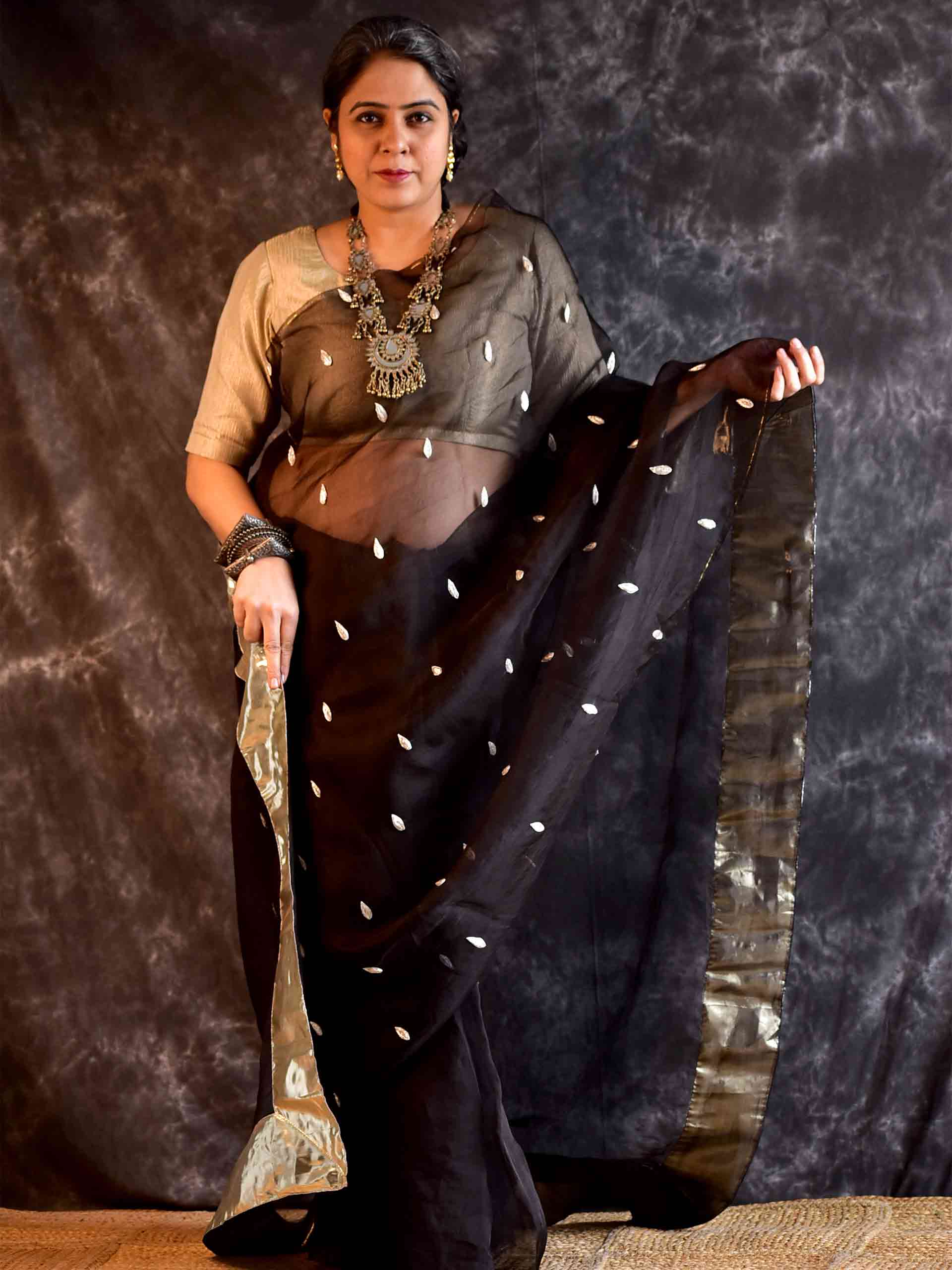 Pravaa - Organza Silk saree
