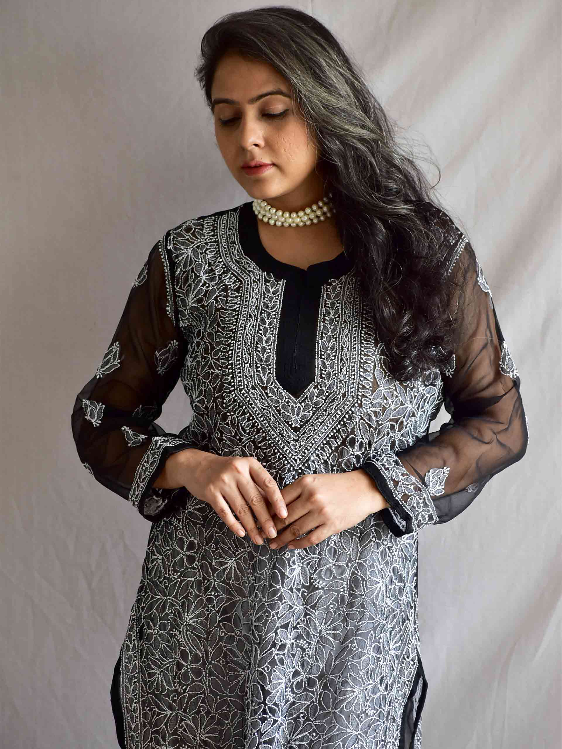 Inaya - Chikankari Kurti