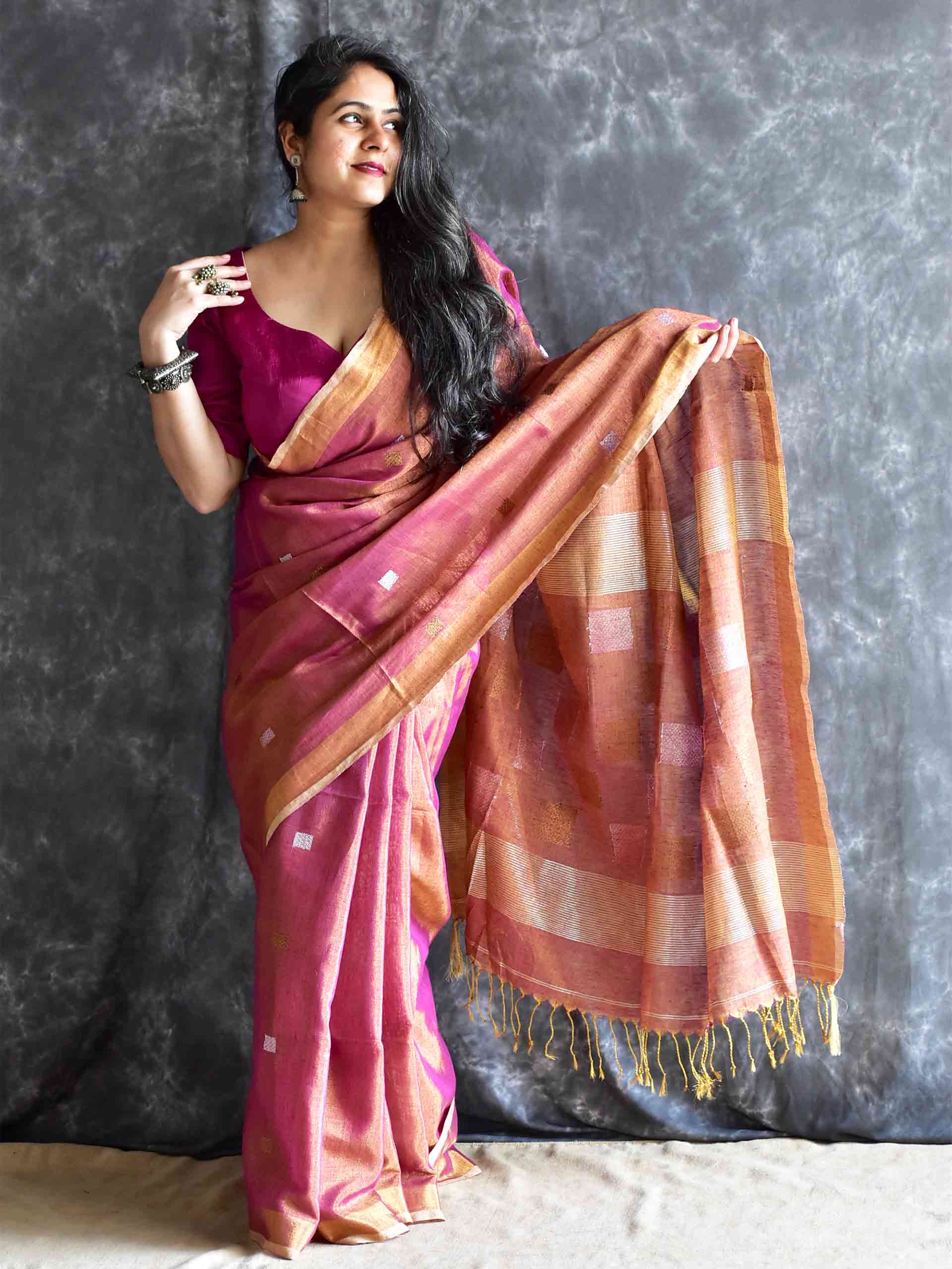 Goriya - Linen Tissue Saree
