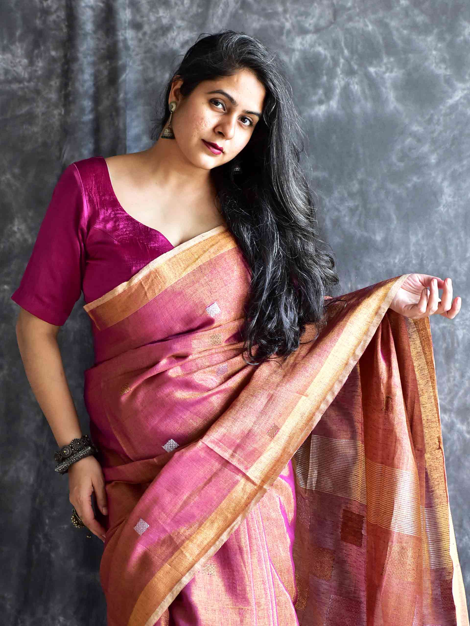 Goriya - Linen Tissue Saree