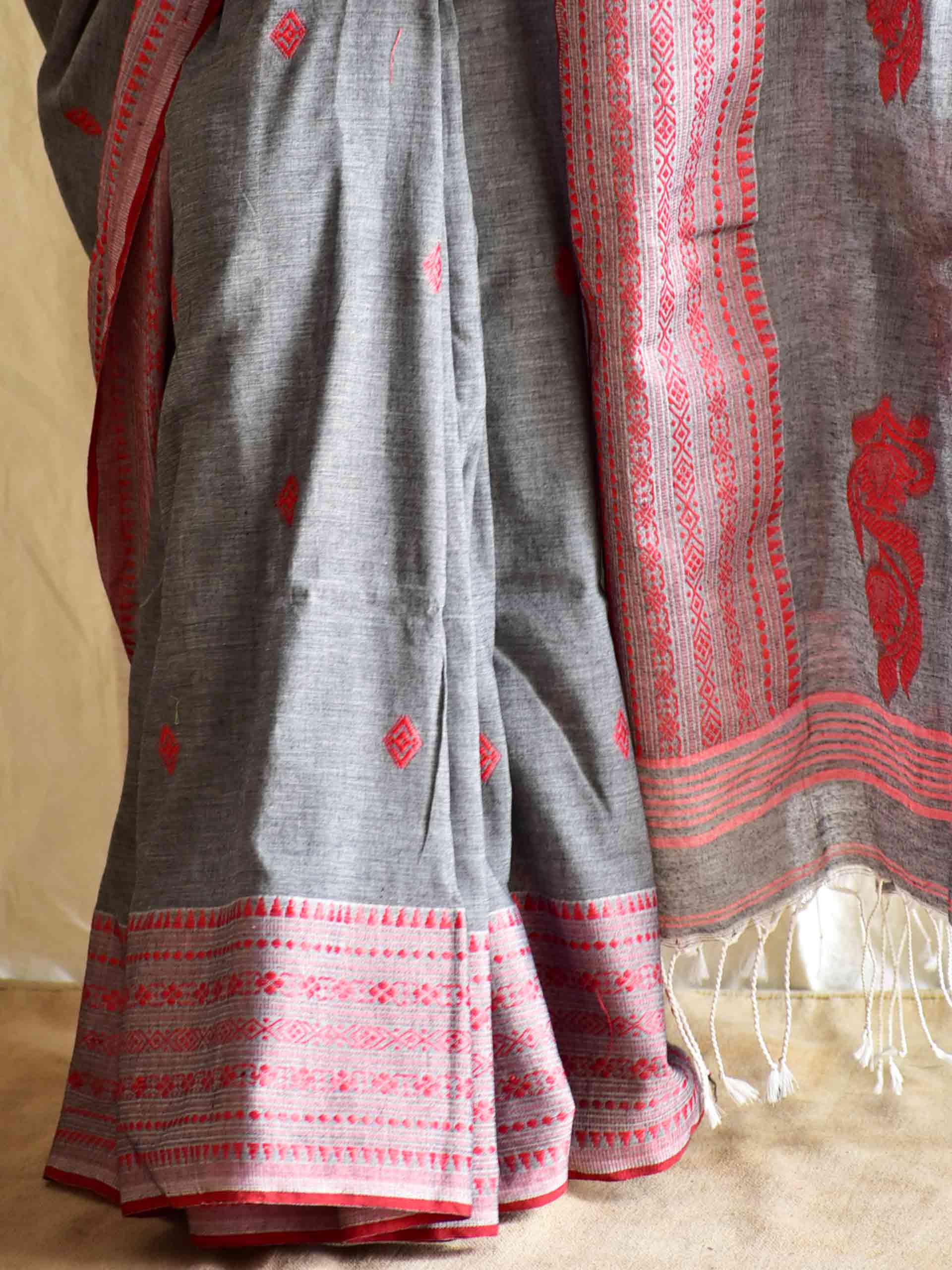 Ghata - Jacquard mul cotton saree