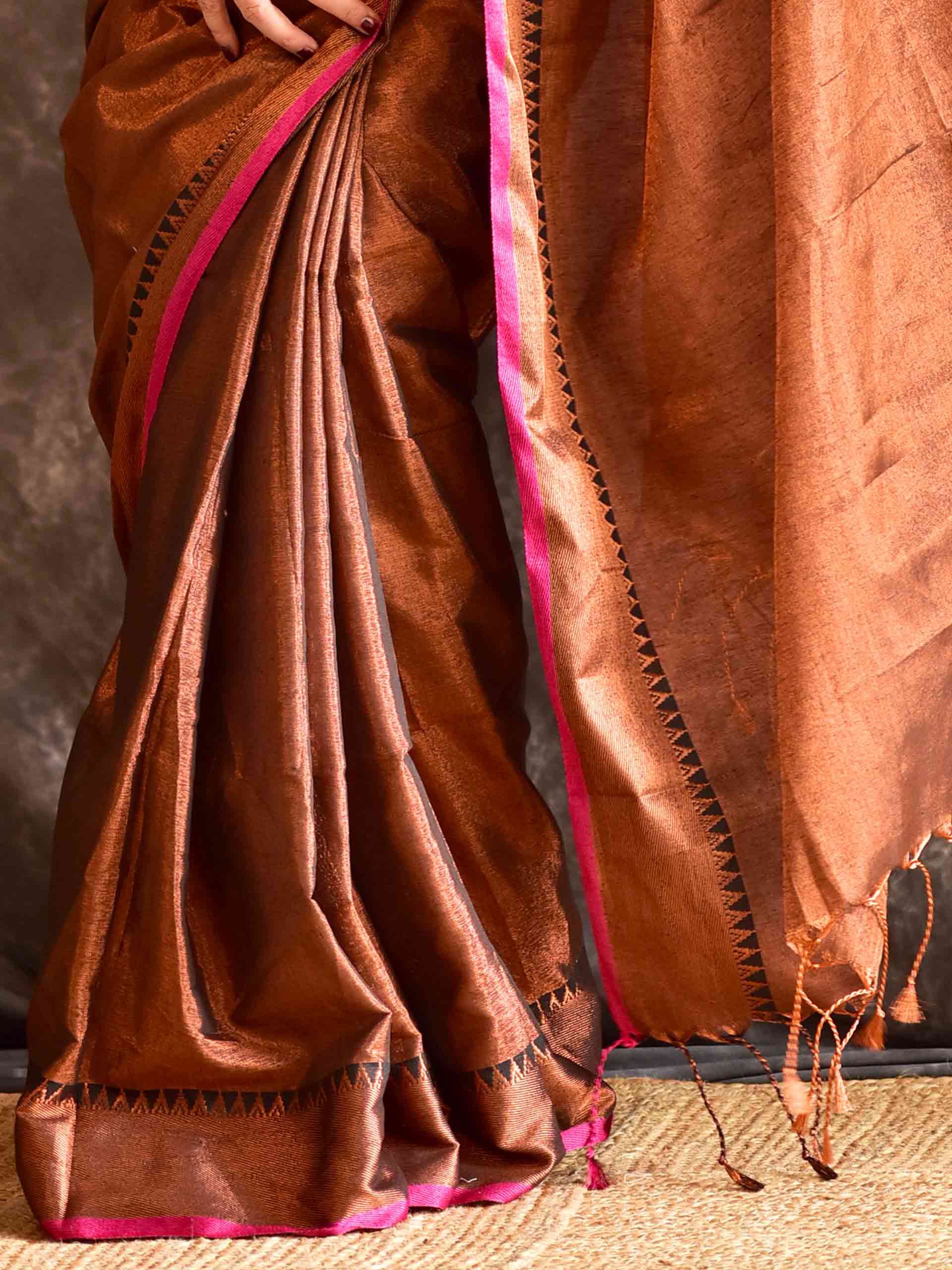 Tarana - Tissue saree