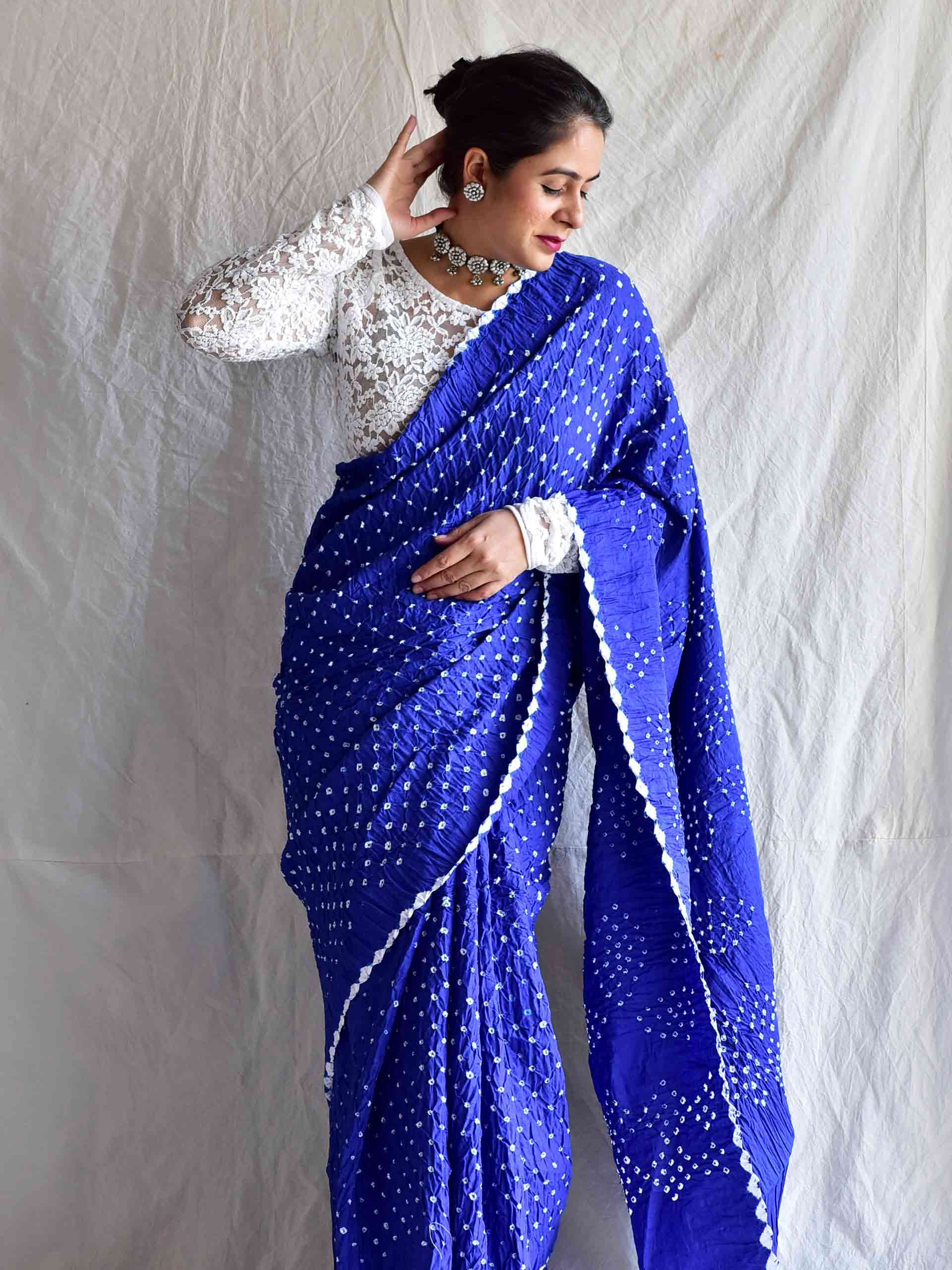 Neela ambar -  Bandhej Saree