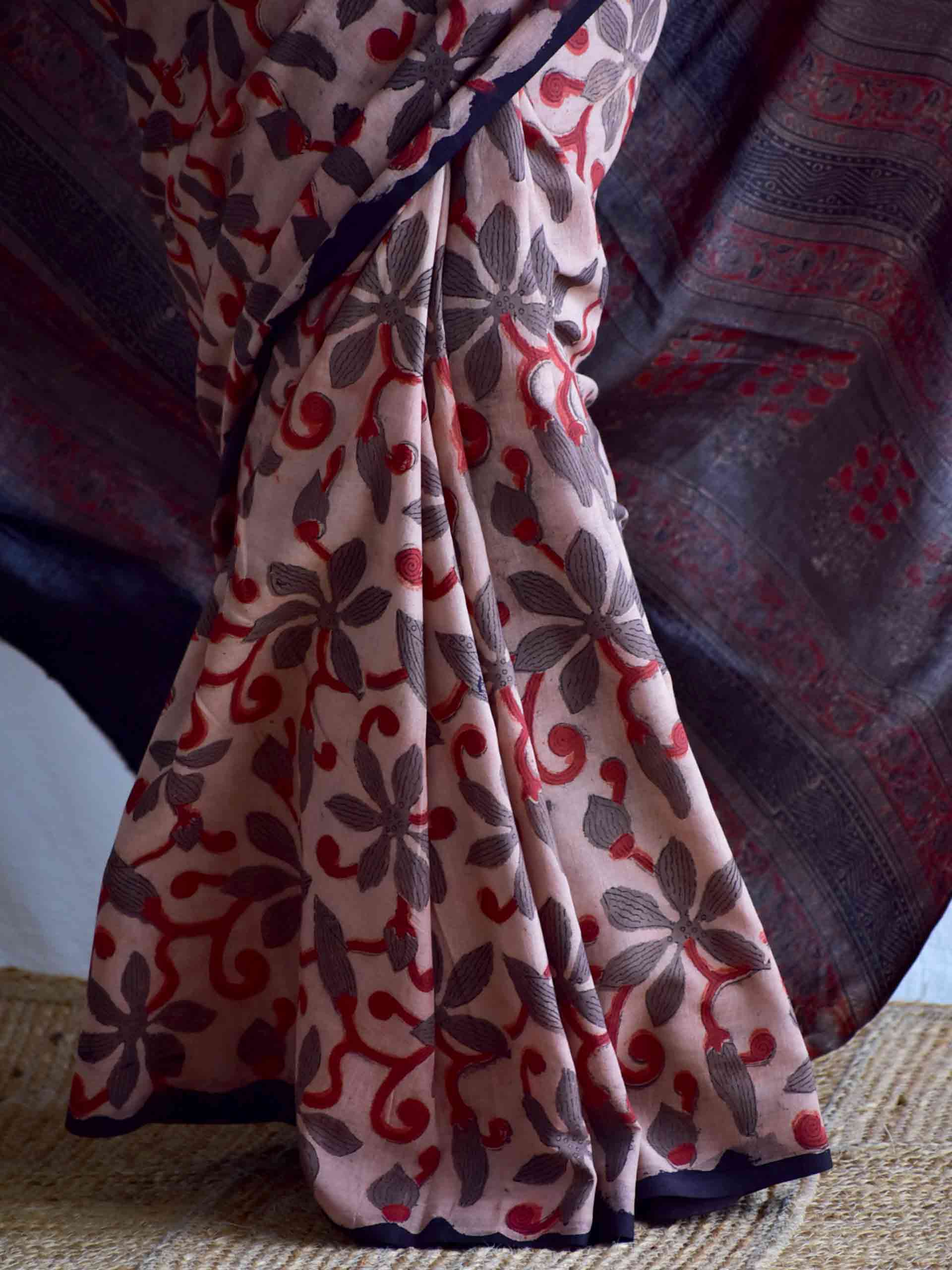 The  autumn- Mul cotton saree
