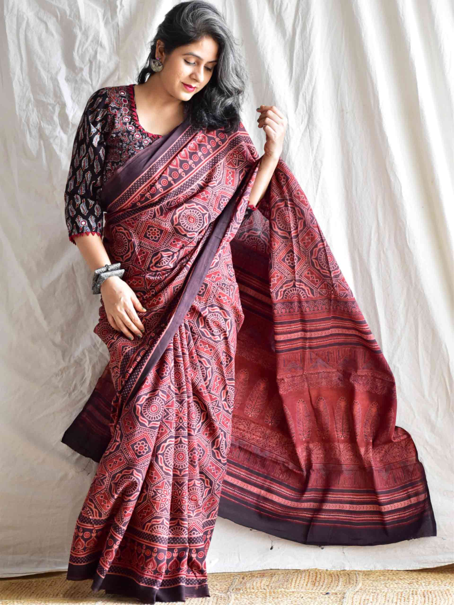 Mudra Dabu mul cotton saree