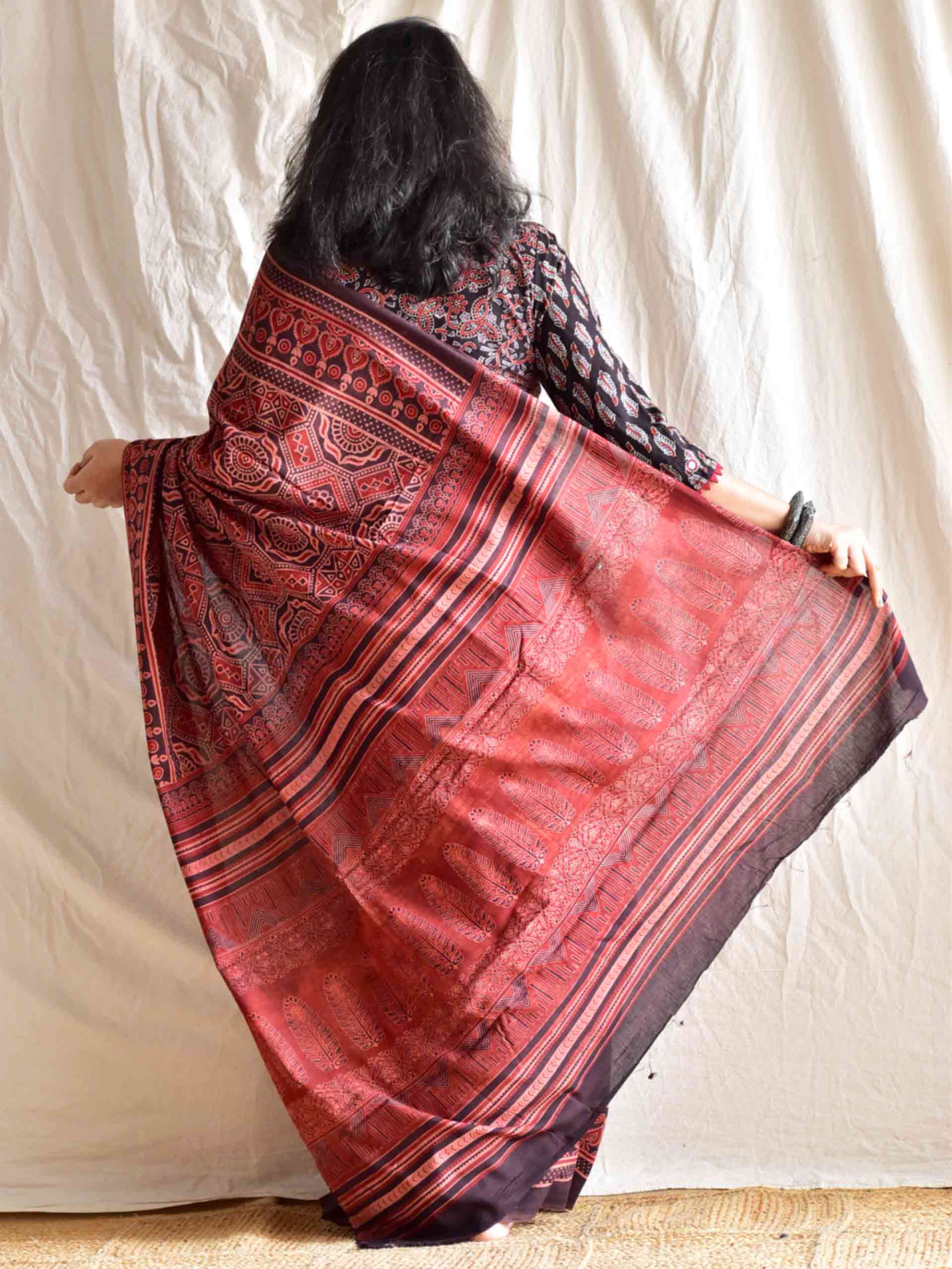 Mudra Dabu mul cotton saree