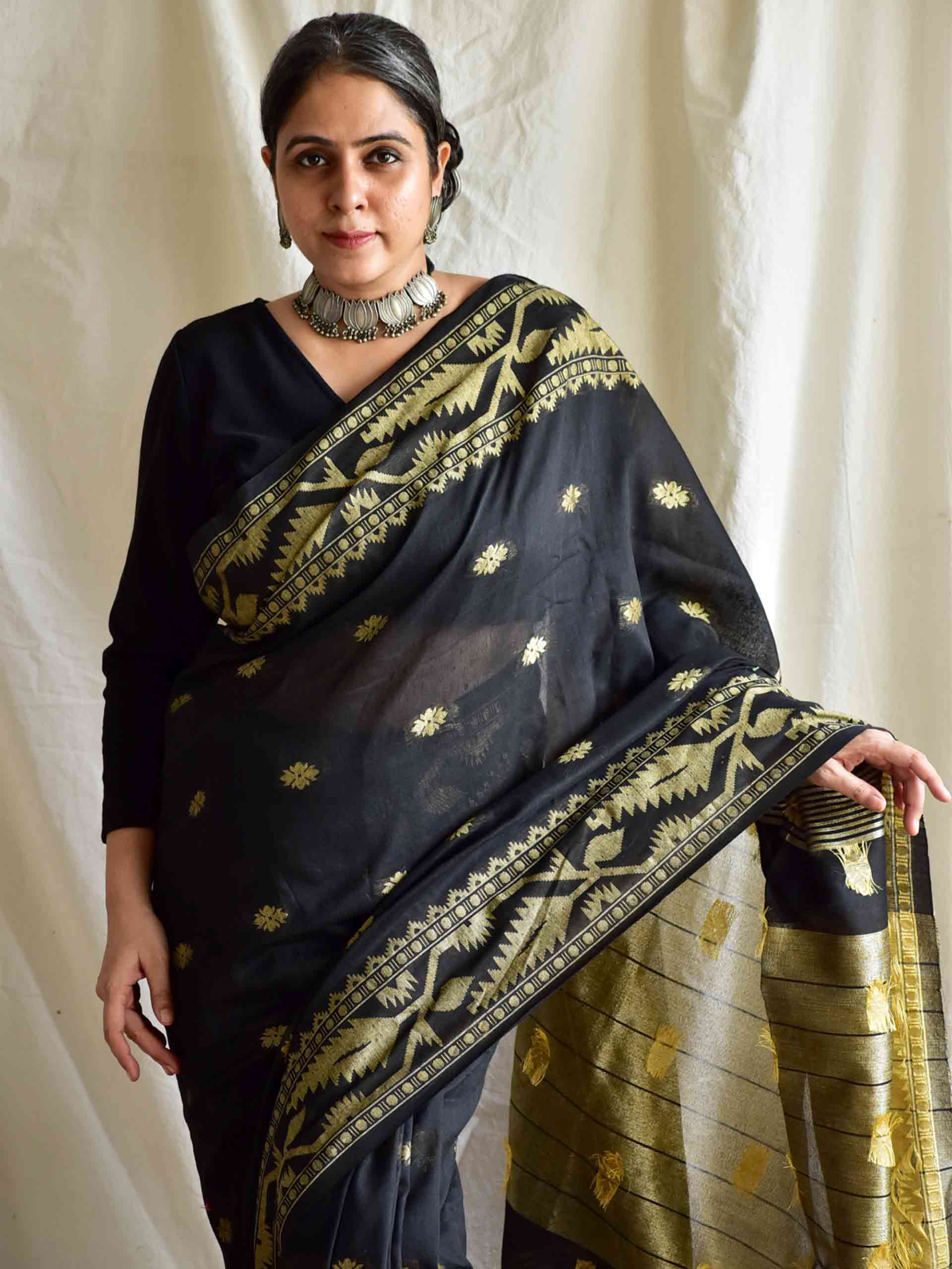 Sitara - cotton saree with woven border