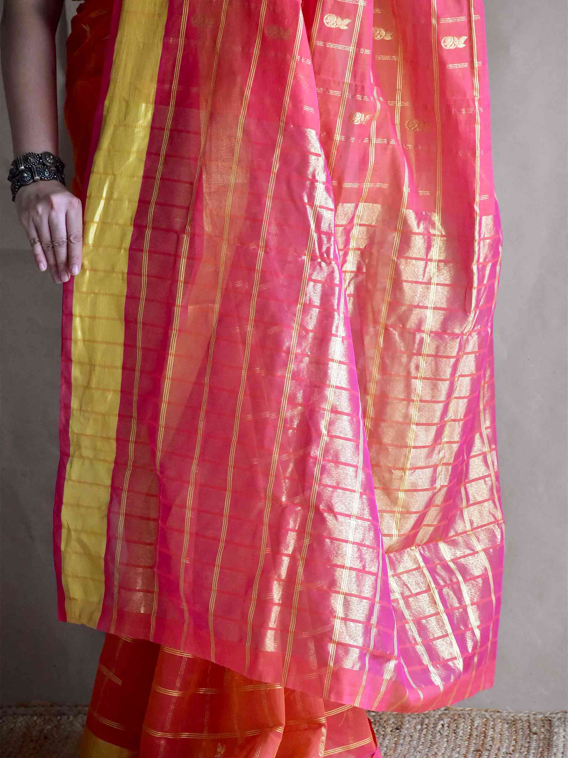 Rehmat - Venkatagiri handloom zari boota saree