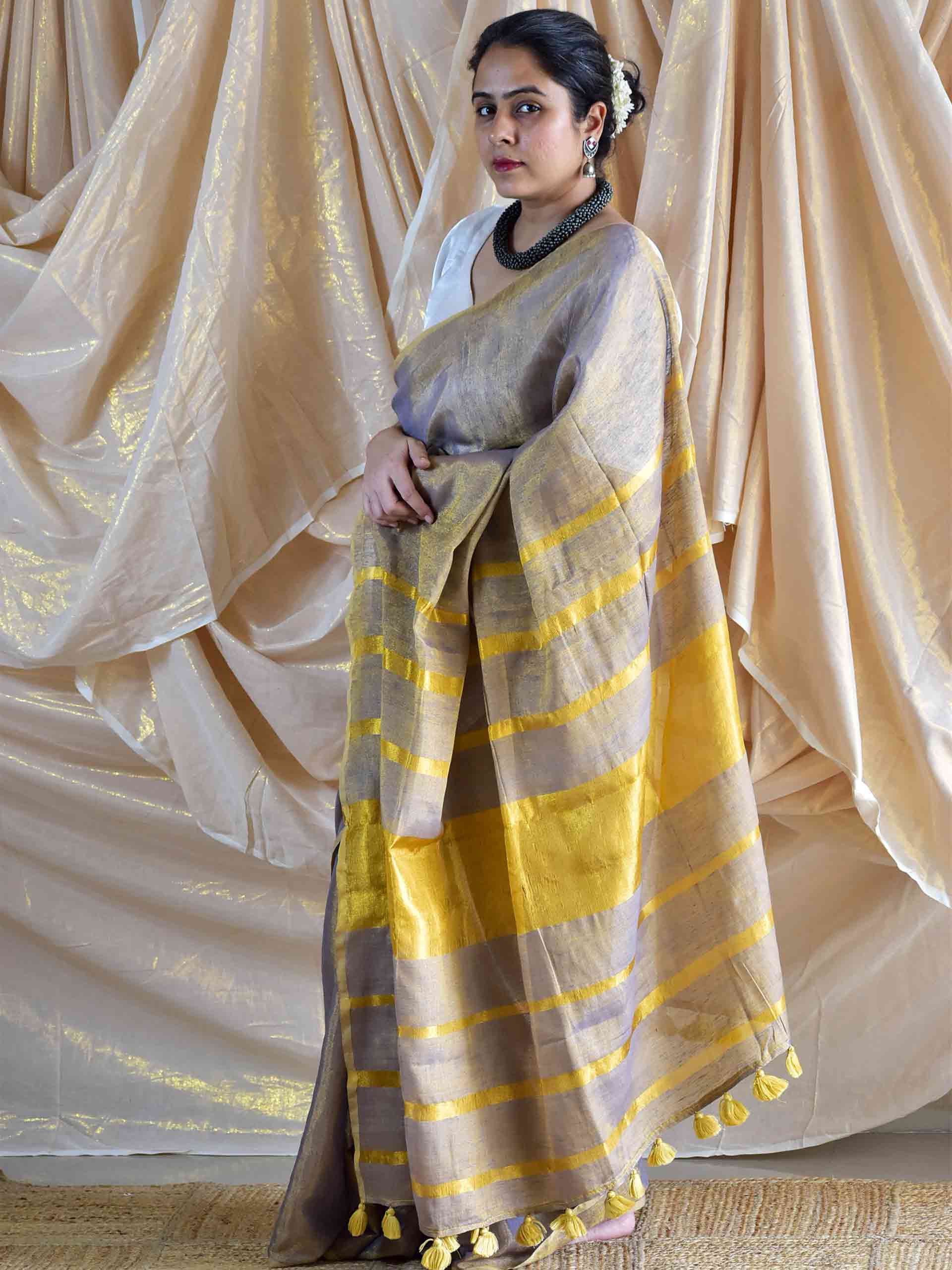 Kudrati - Linen Tissue Saree