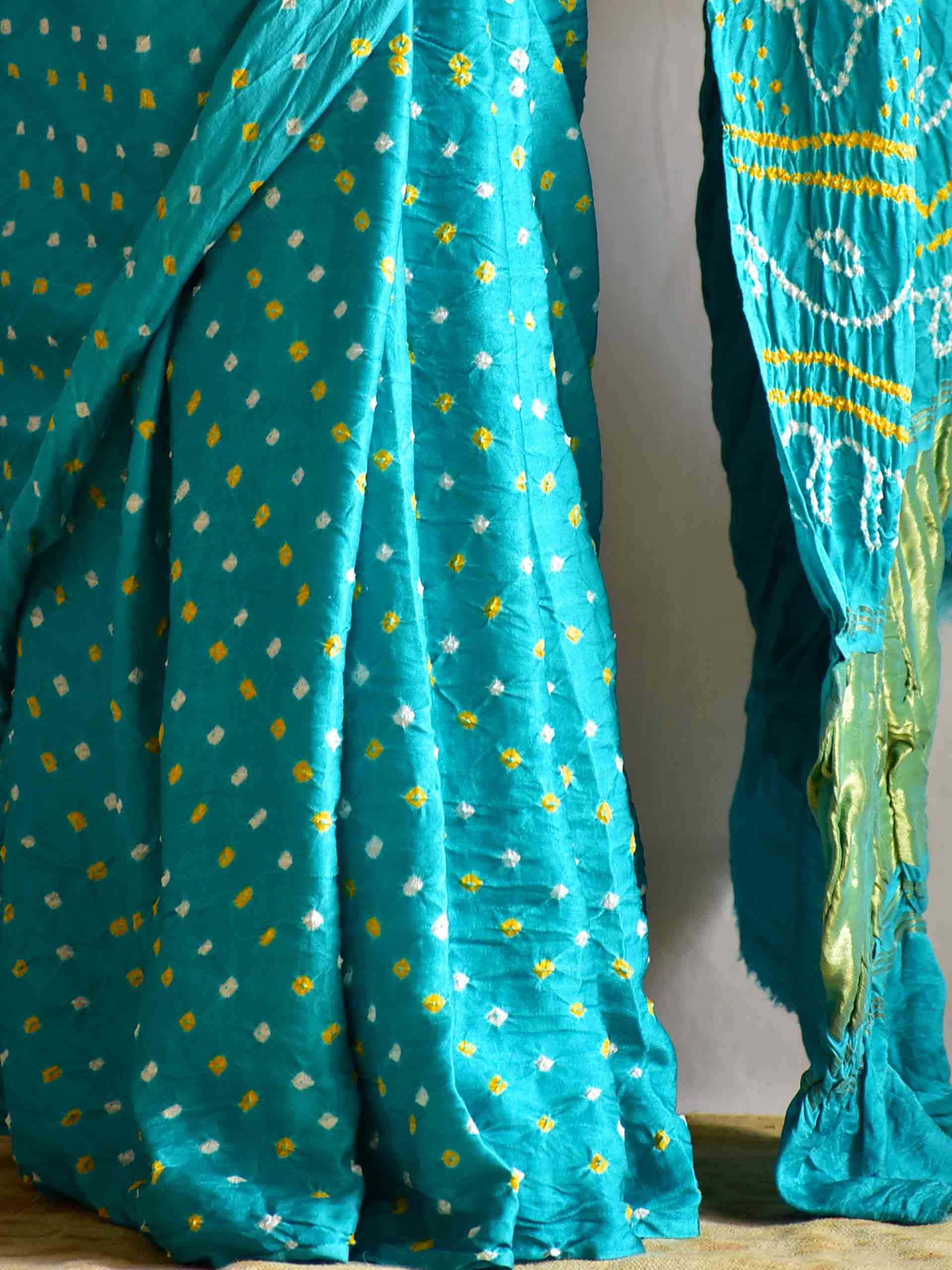 Seasons - Modal silk Bandhani saree