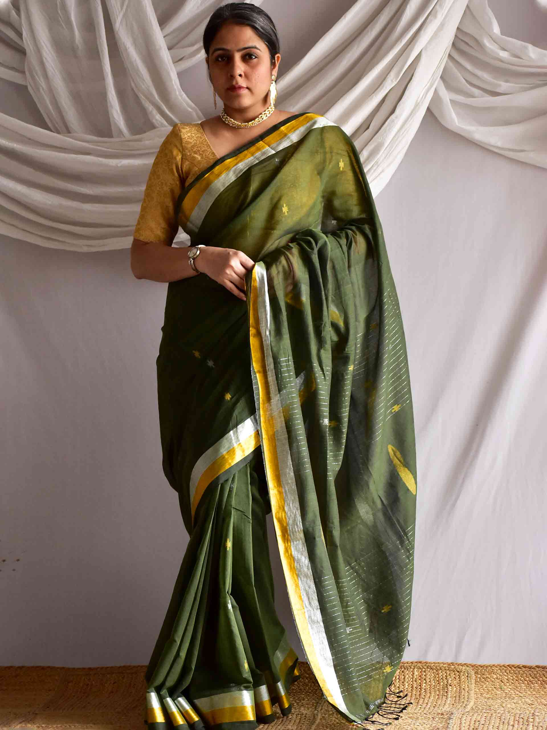 Dedaar - Jacquard Mul Saree