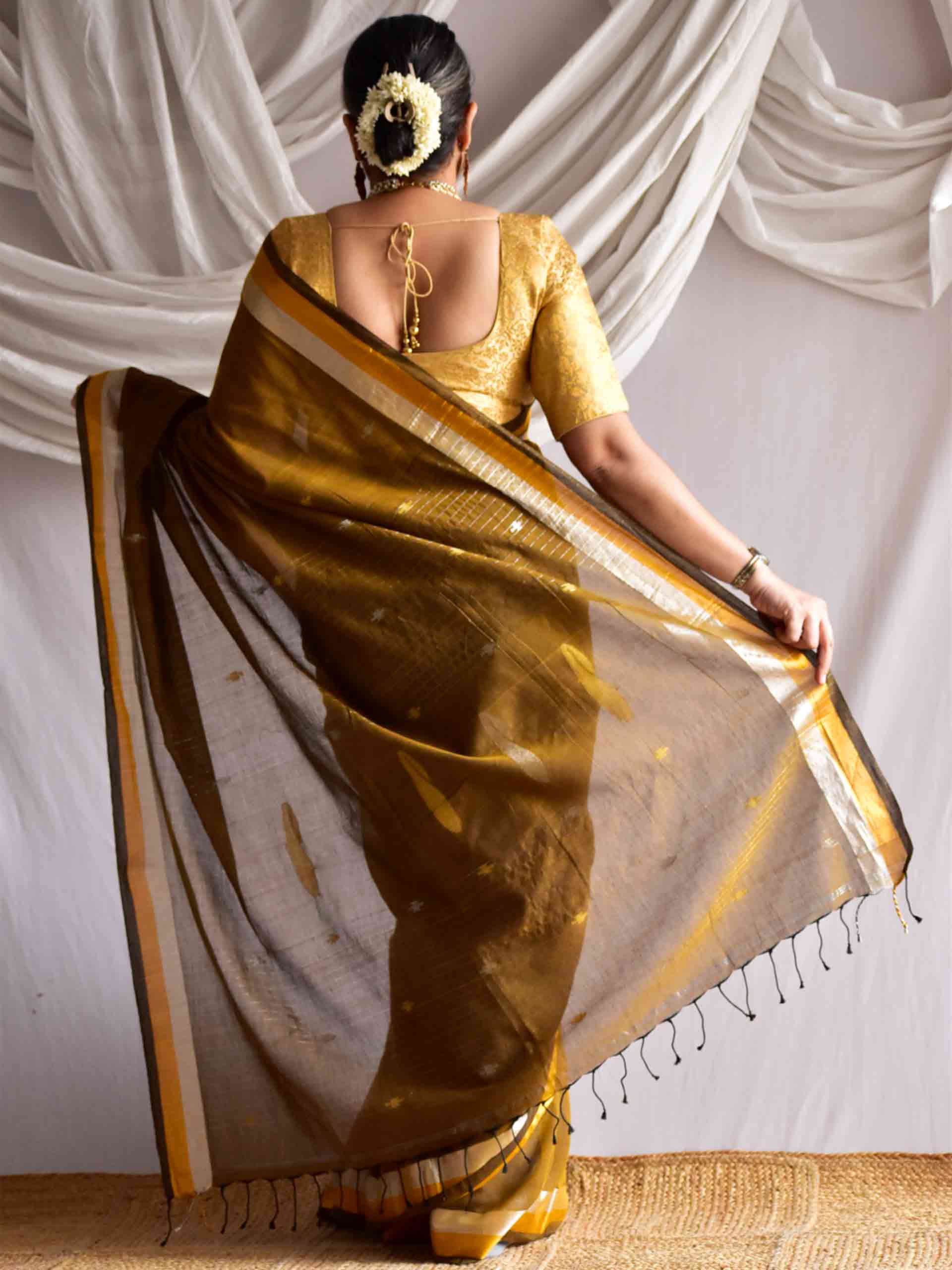 Kavya - Jacquard Mul Saree
