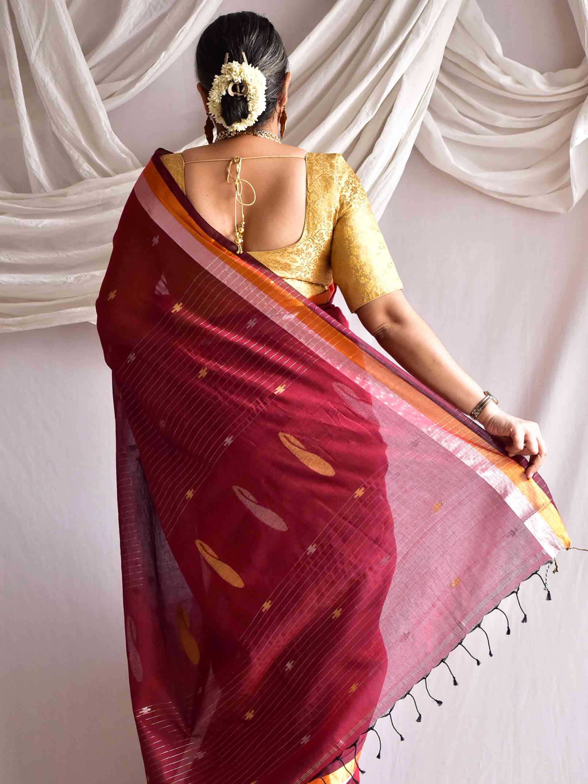 Arunima - Jacquard Mul Saree