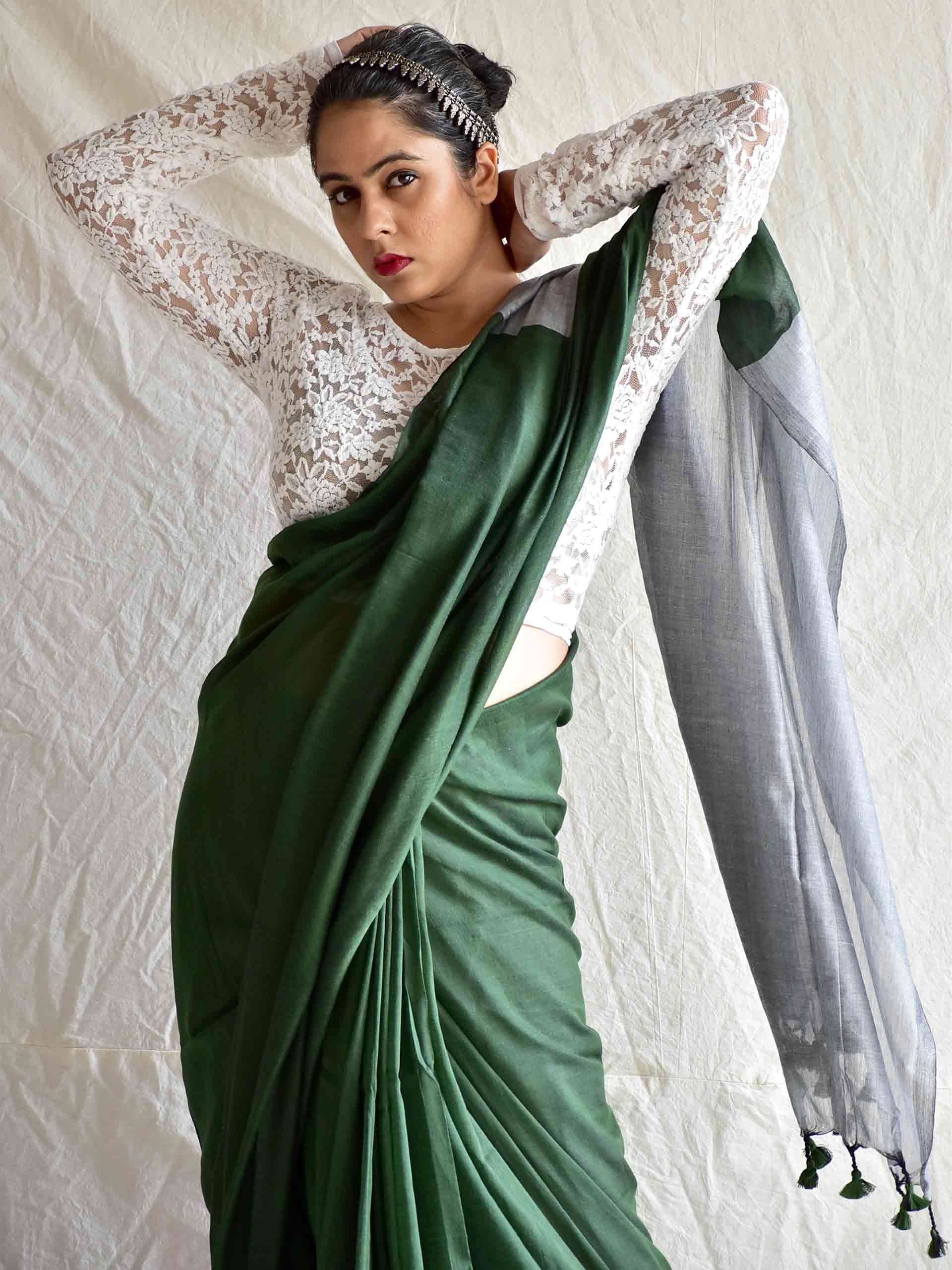 Dual shaded mul cotton saree