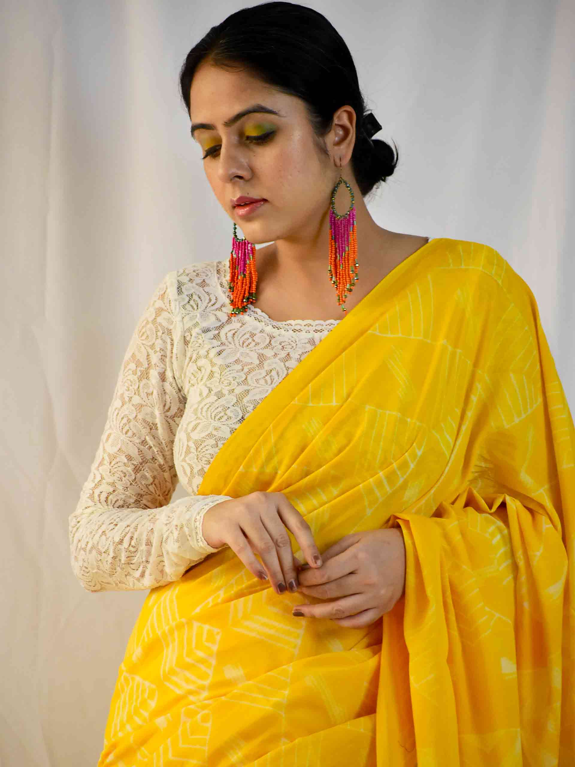 UD001 - shibori mul saree