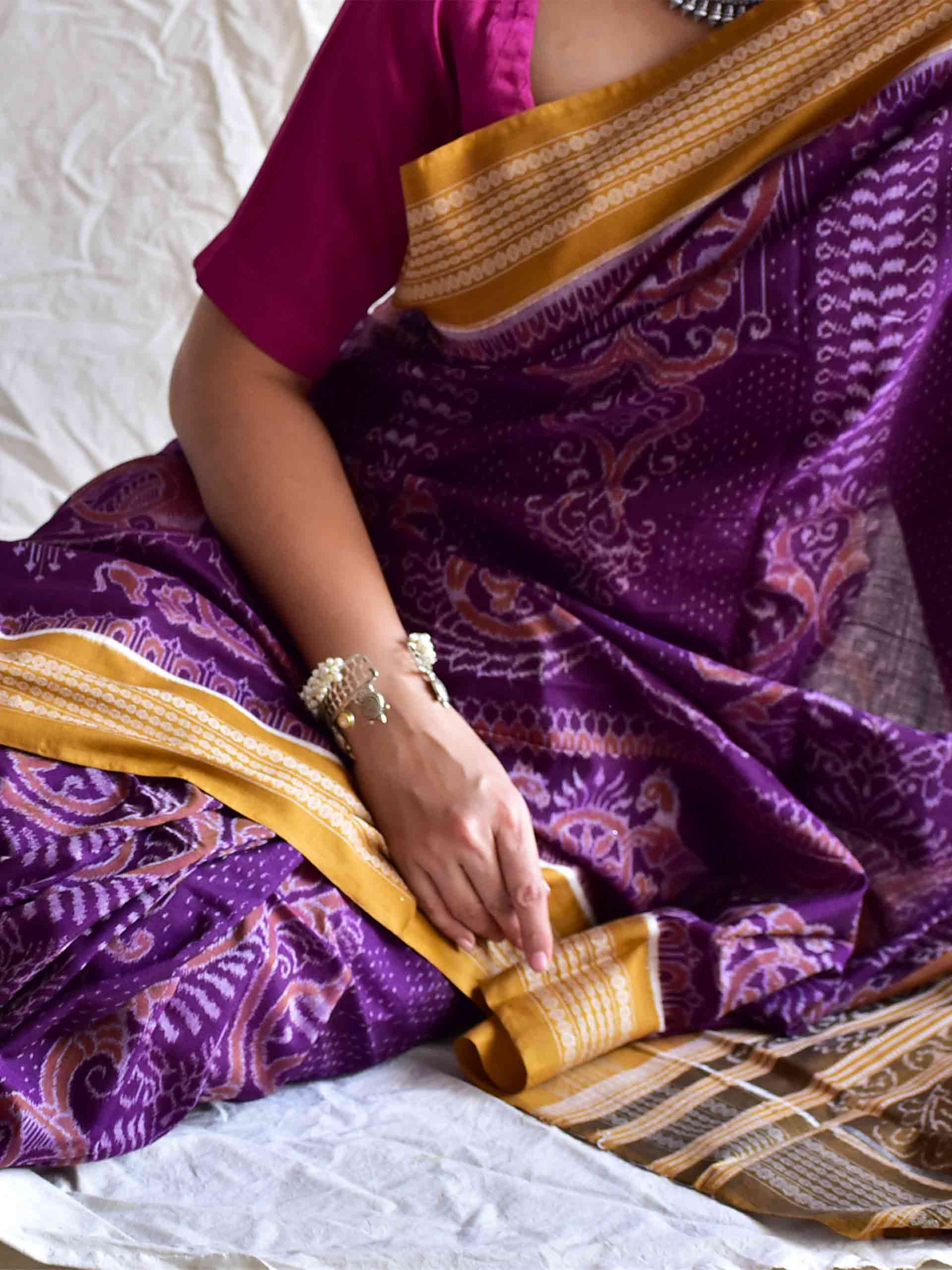 Sartaj - Handwoven ikat saree