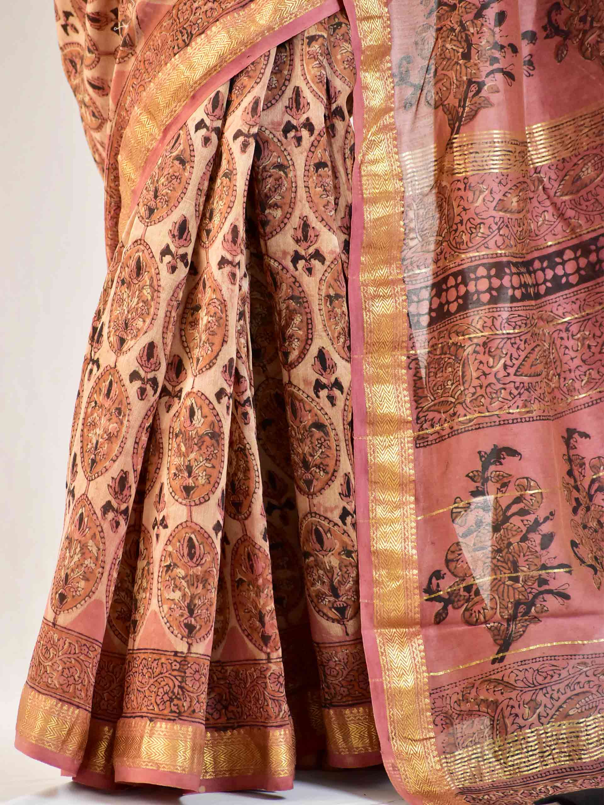 judaa - Dabu Maheshwari silk saree