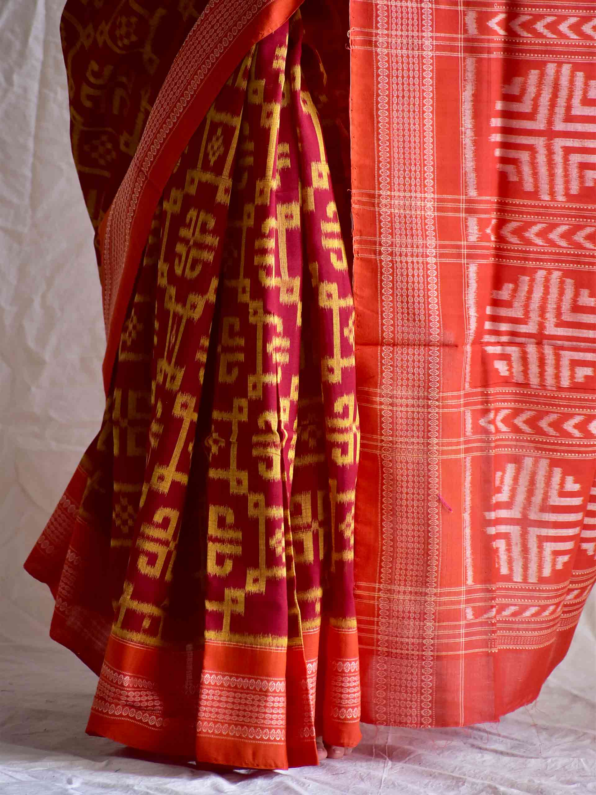 Handwoven ikat saree