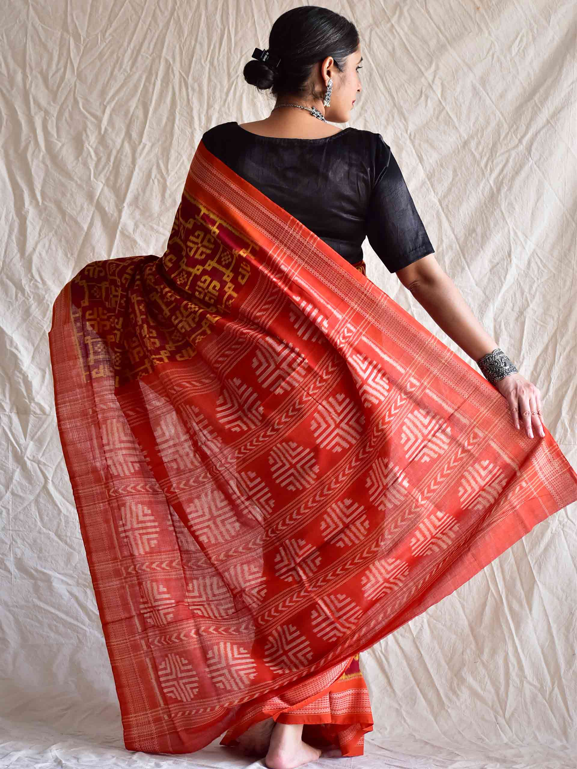 Handwoven ikat saree