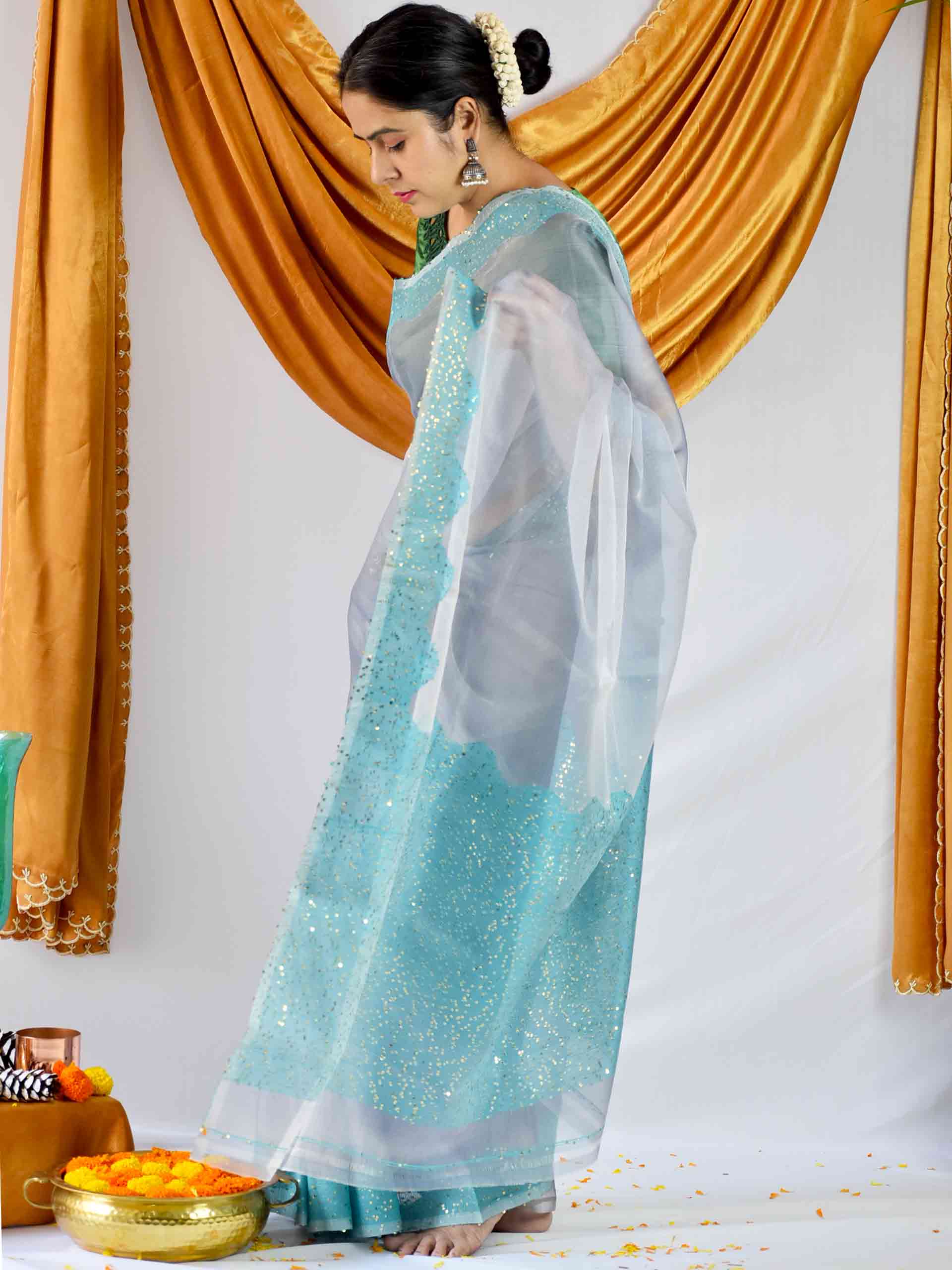 Buy Handwoven Matka silk Saree