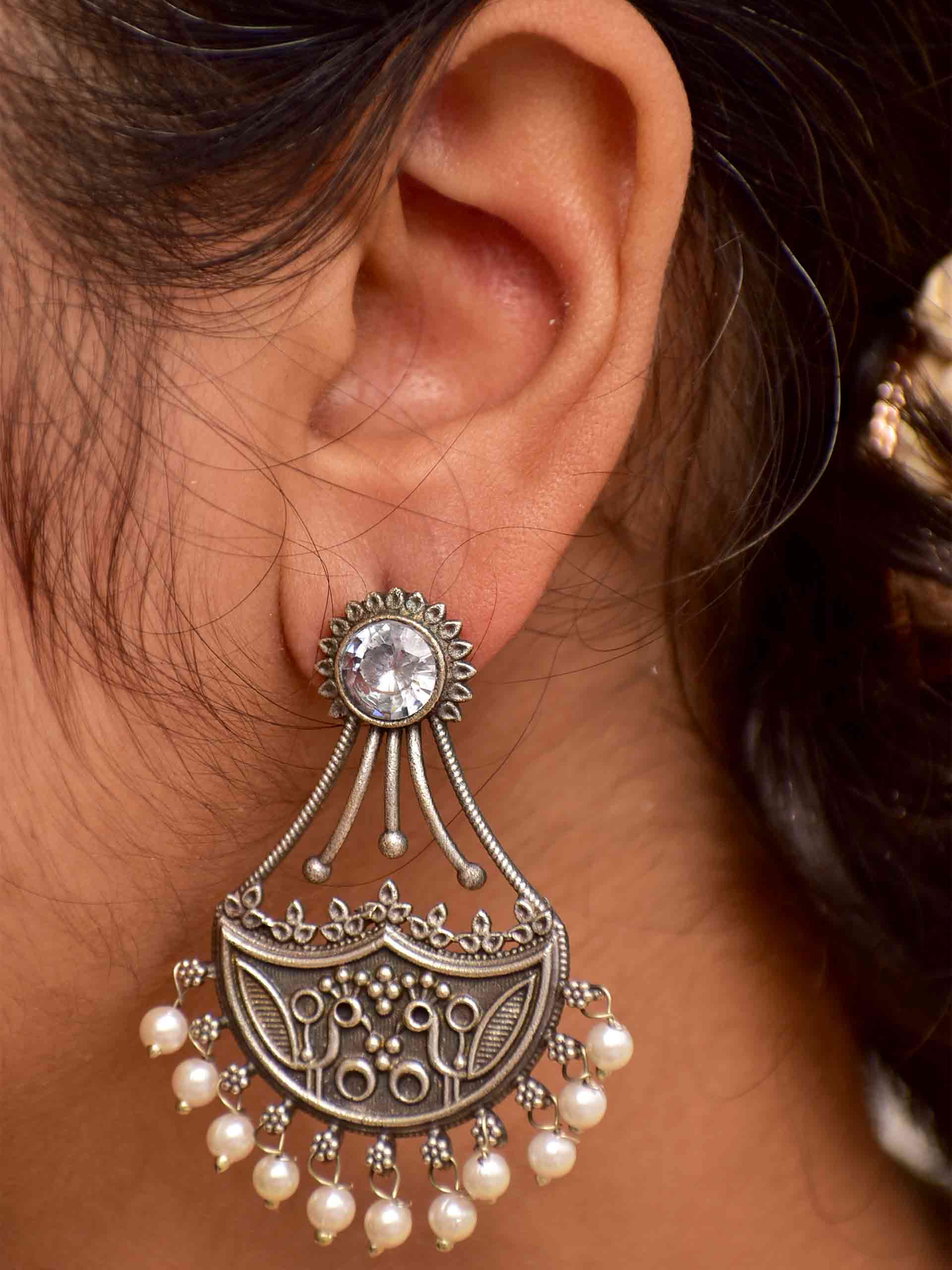 Moksh - Earrings