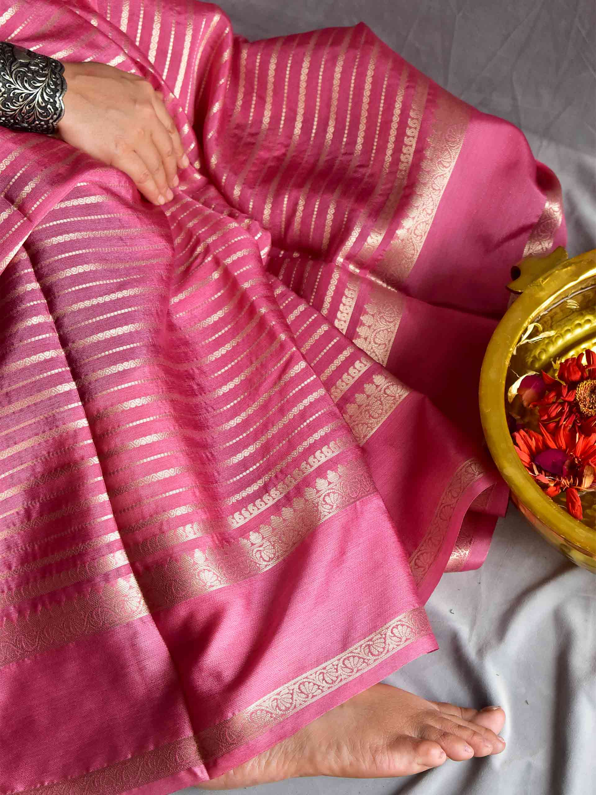 Sharbati aankein - Chanderi saree