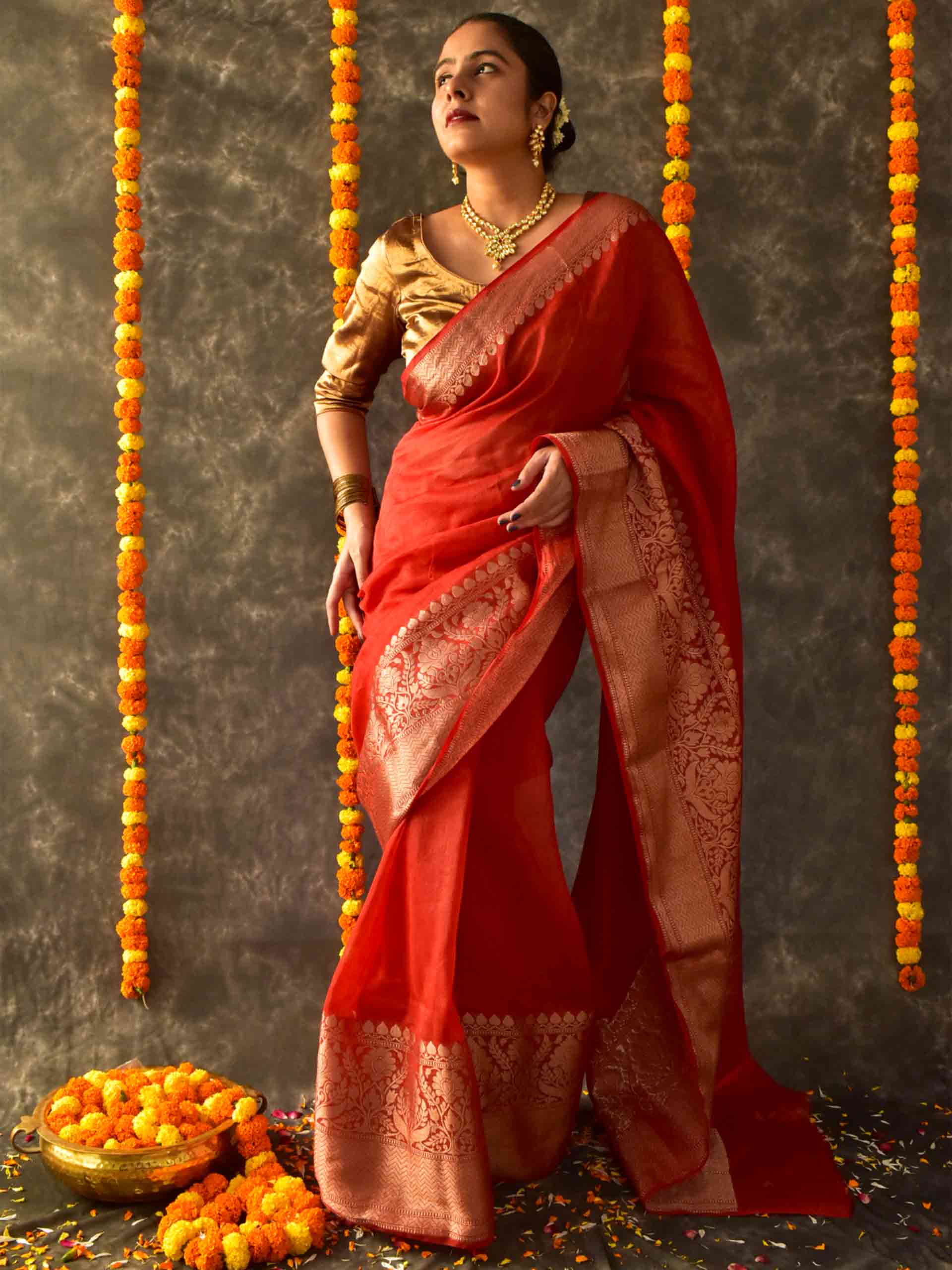 khanak - Linen zari saree