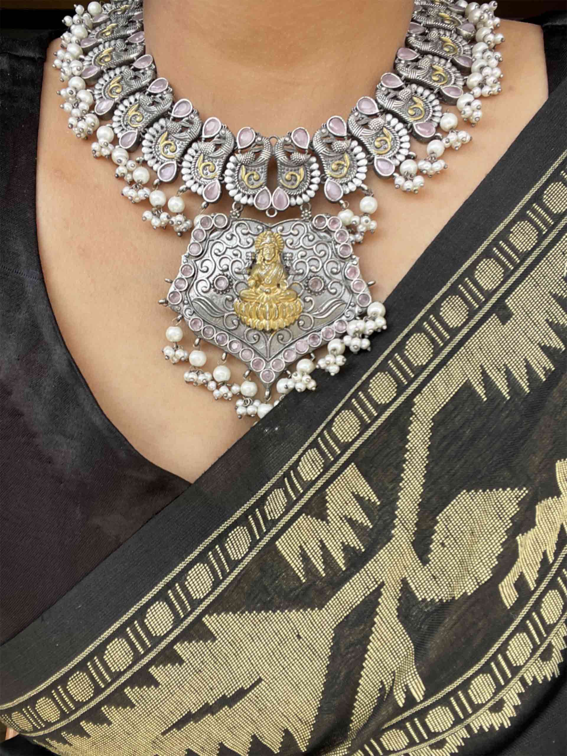 Devi - Necklace set