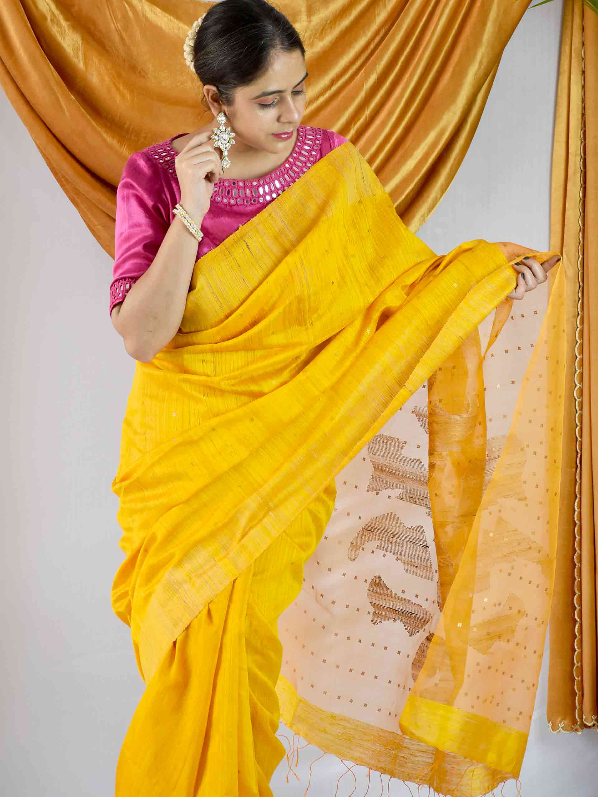 Handwoven Matka Silk Jamdani Sequin Work Saree Online