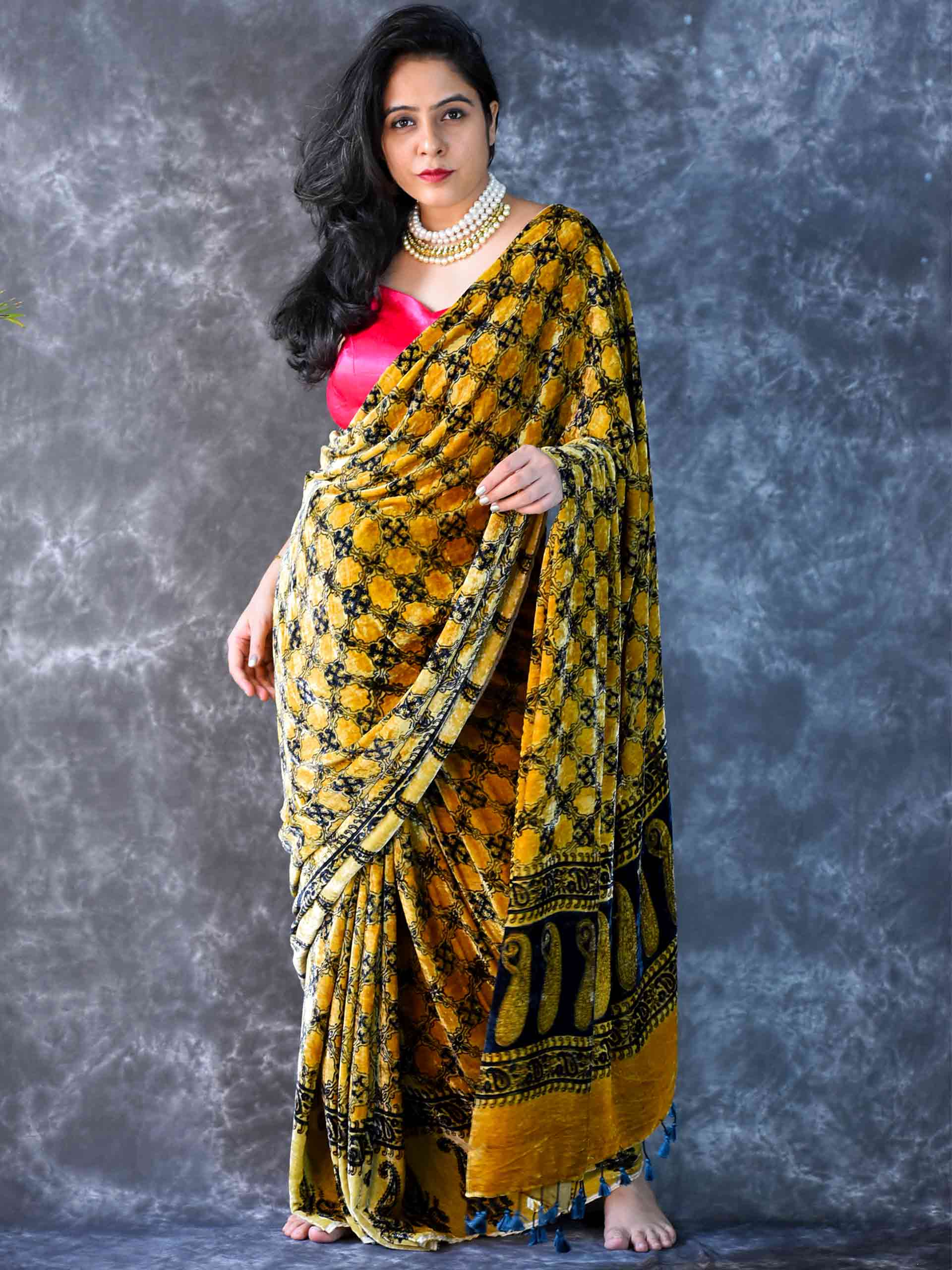 Buy Velvet Saree Online