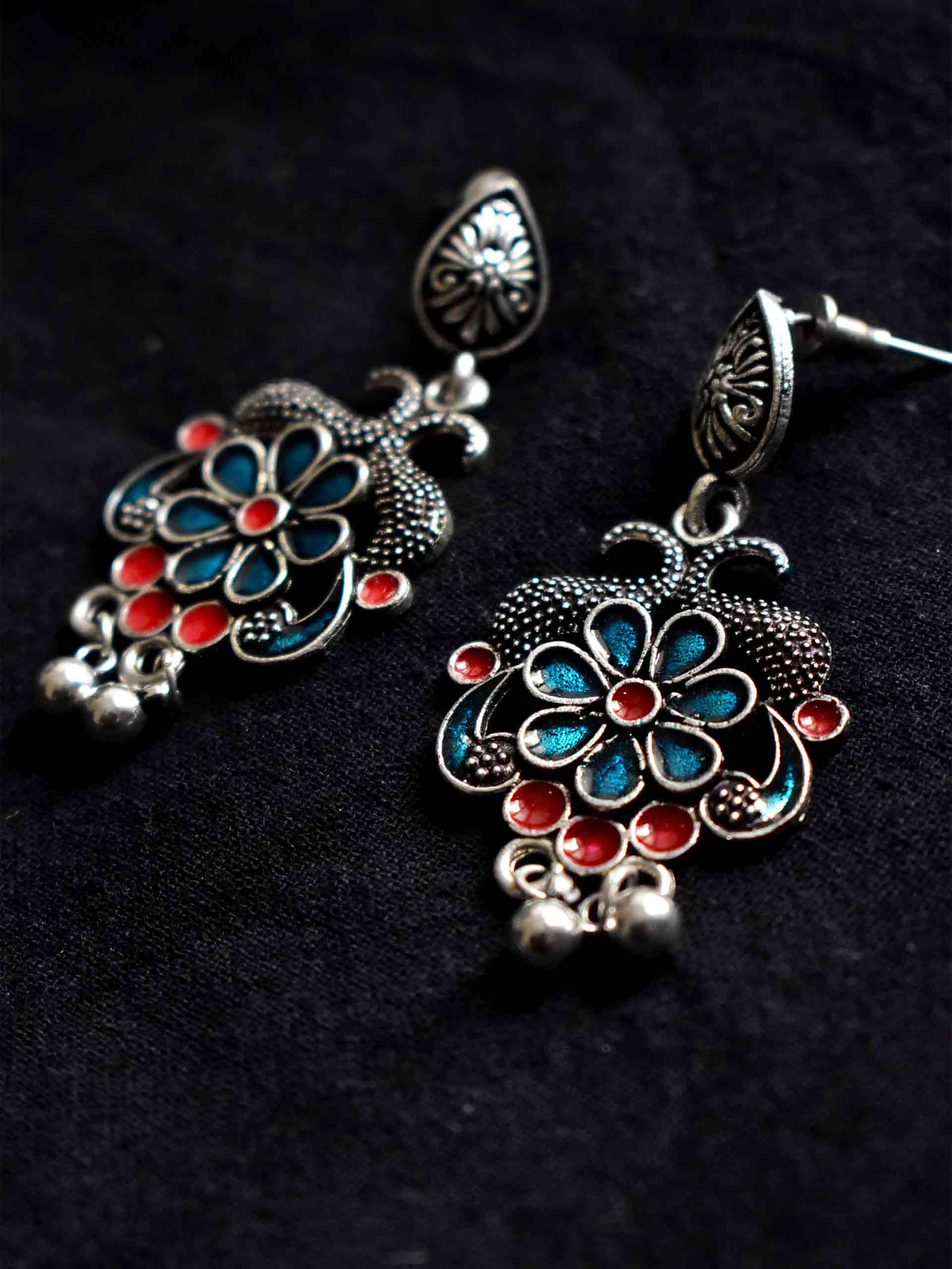 Floral  -enamel earring