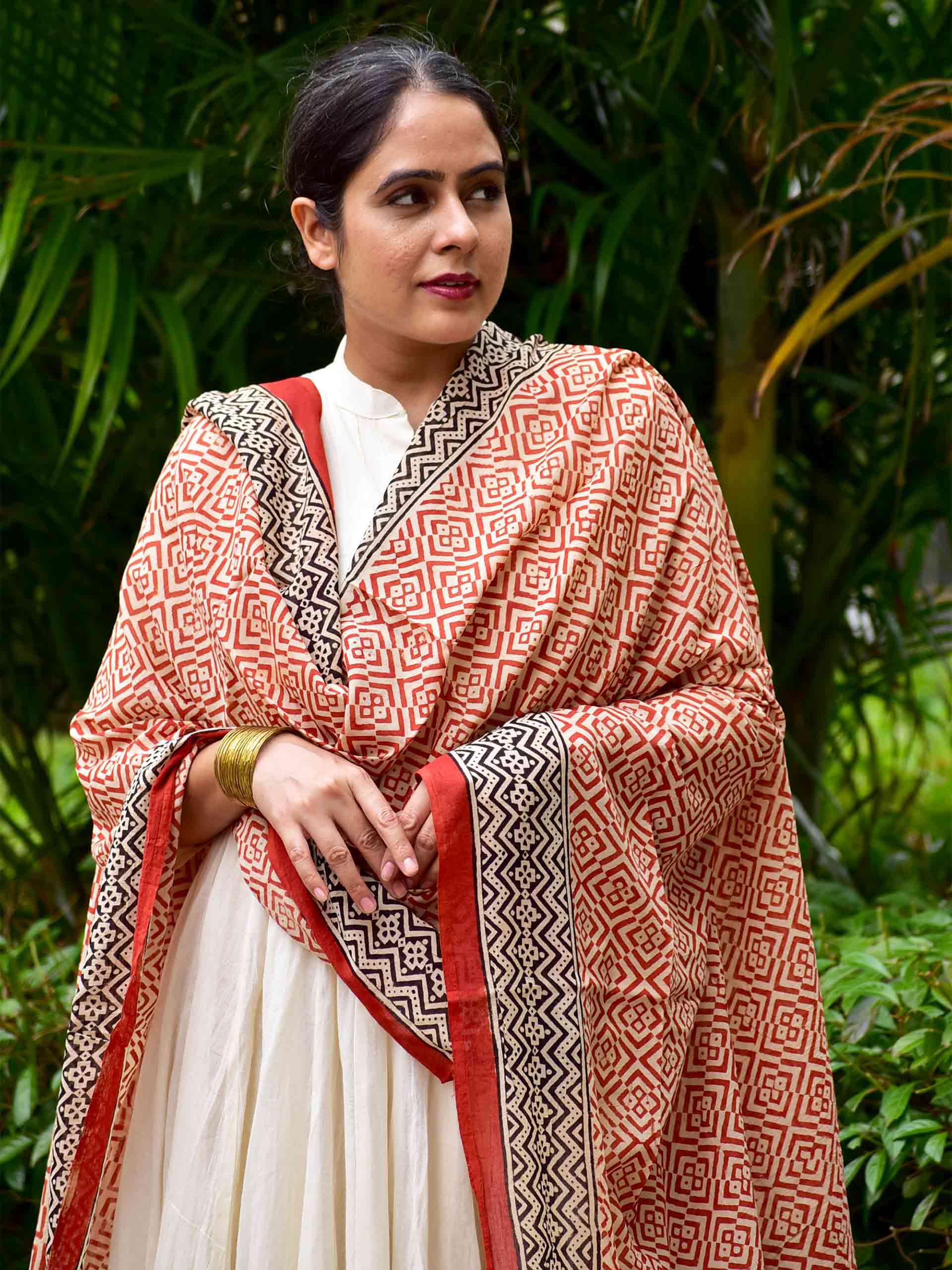 Shikwa -  mul cotton Dupatta