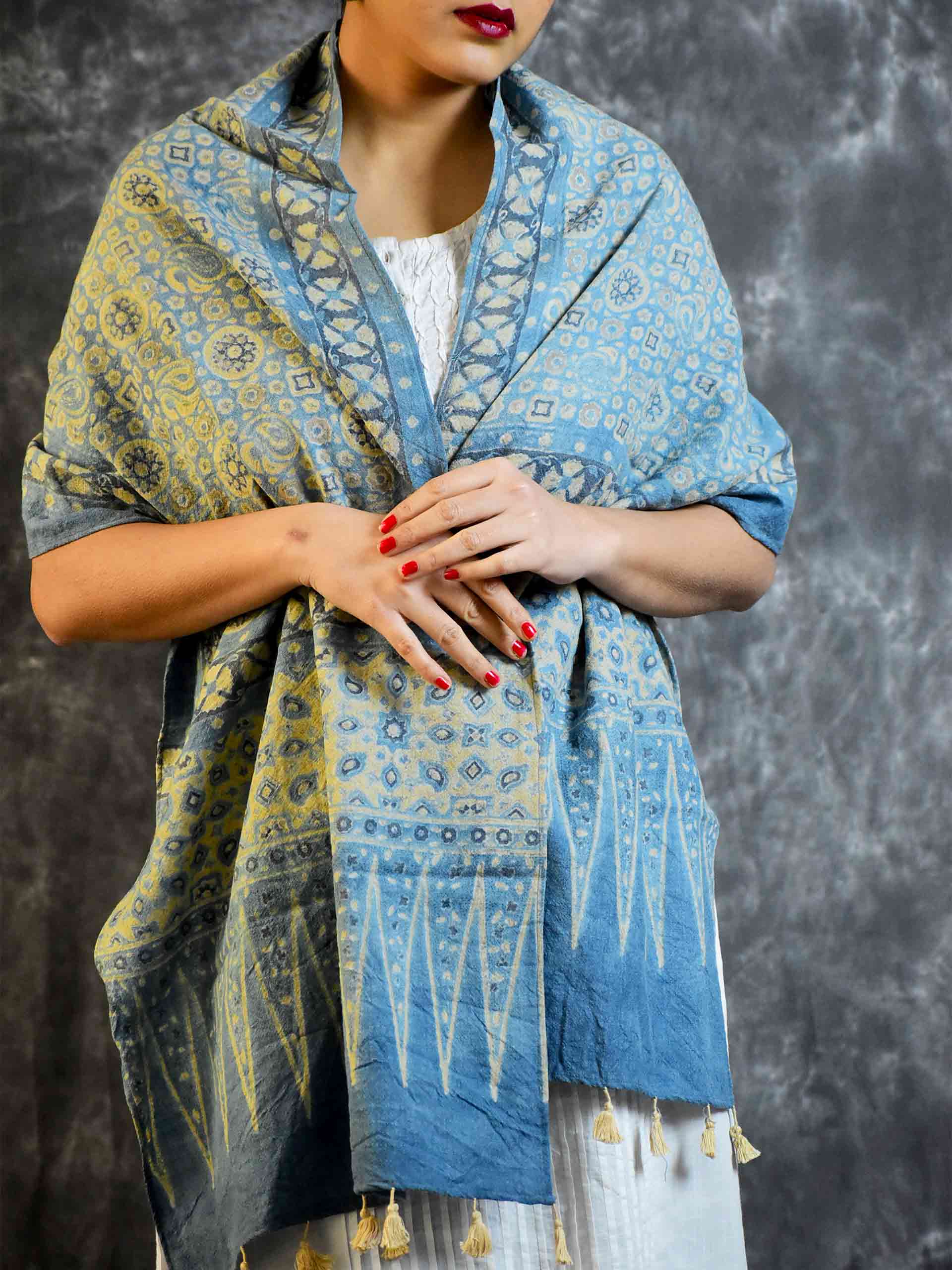 Buy Shawls Online
